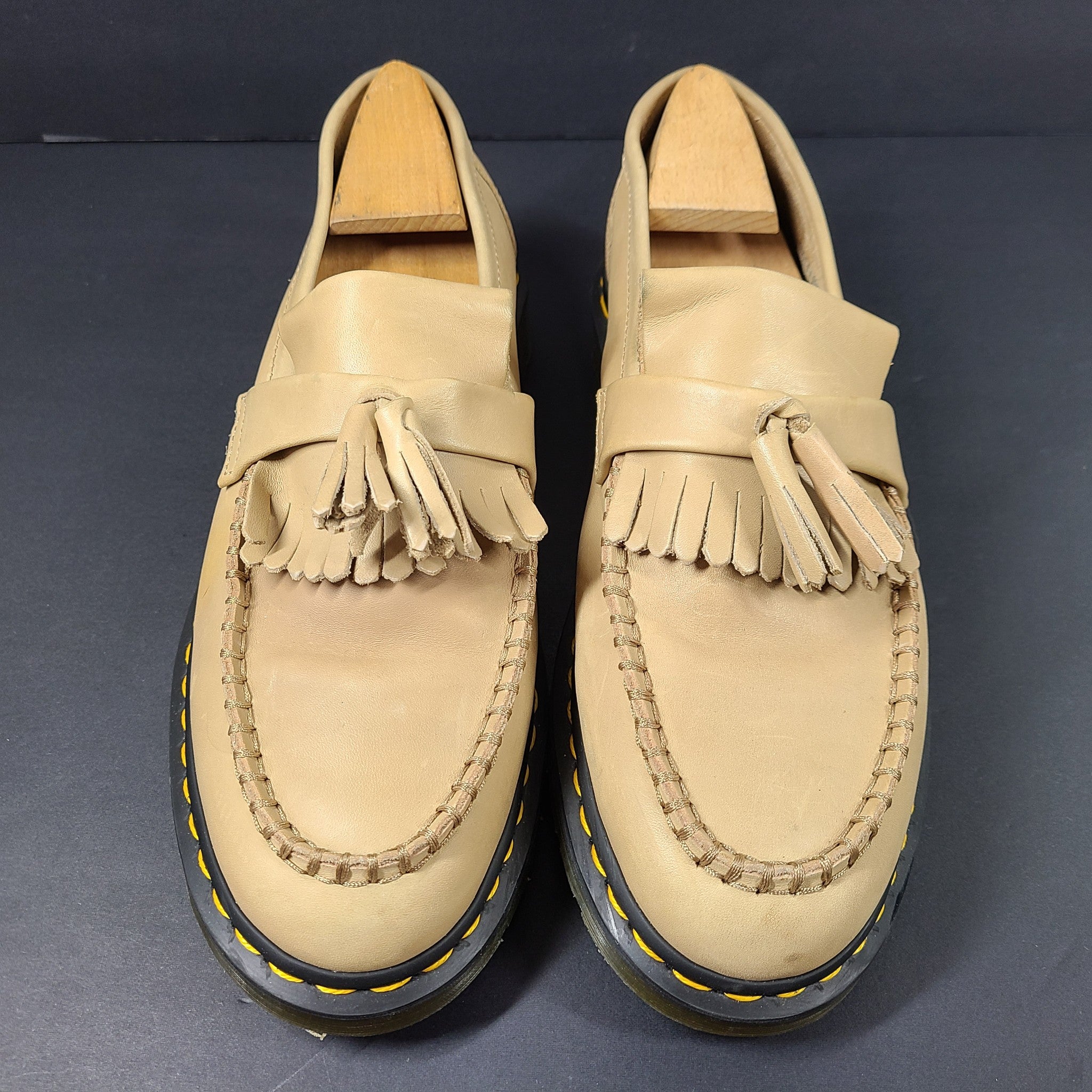 Dr. Martens Adrian Yellow Stitch Leather Tassel Loafers Shoes Beige Taupe Sz 11