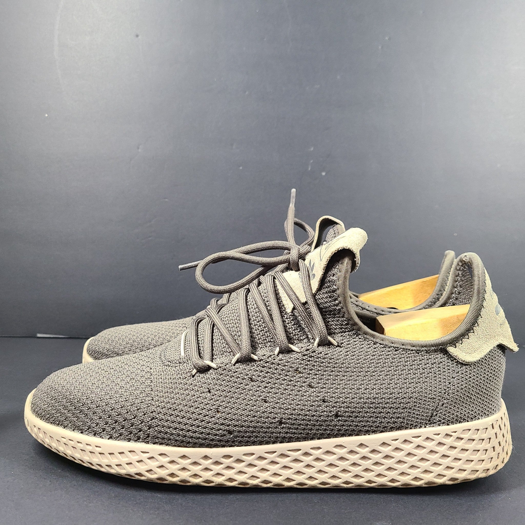 Adidas Men's Tennis HU Sneakers Primeknit Upper GZ9526 Light Brown Sz 8.5