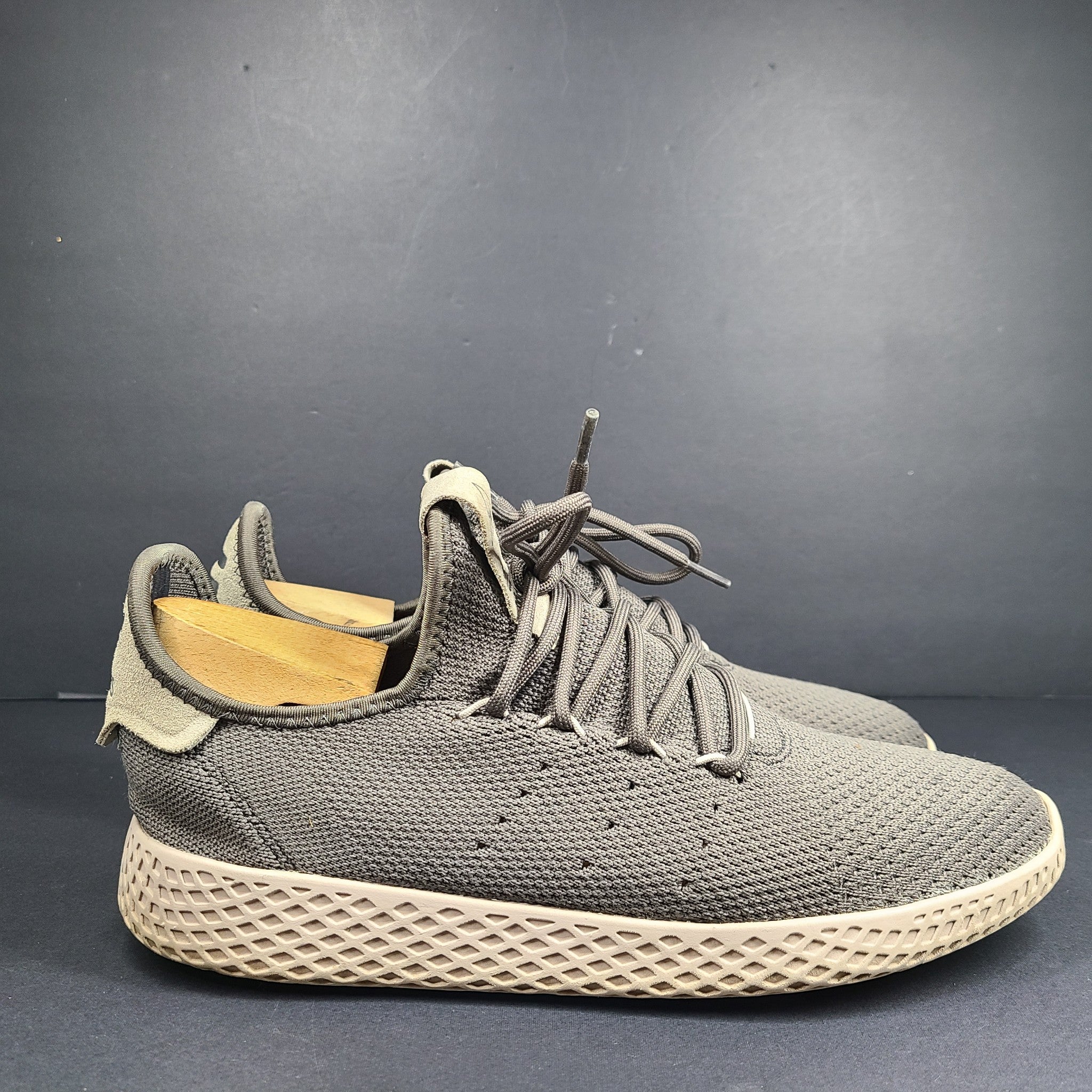 Adidas Men's Tennis HU Sneakers Primeknit Upper GZ9526 Light Brown Sz 8.5