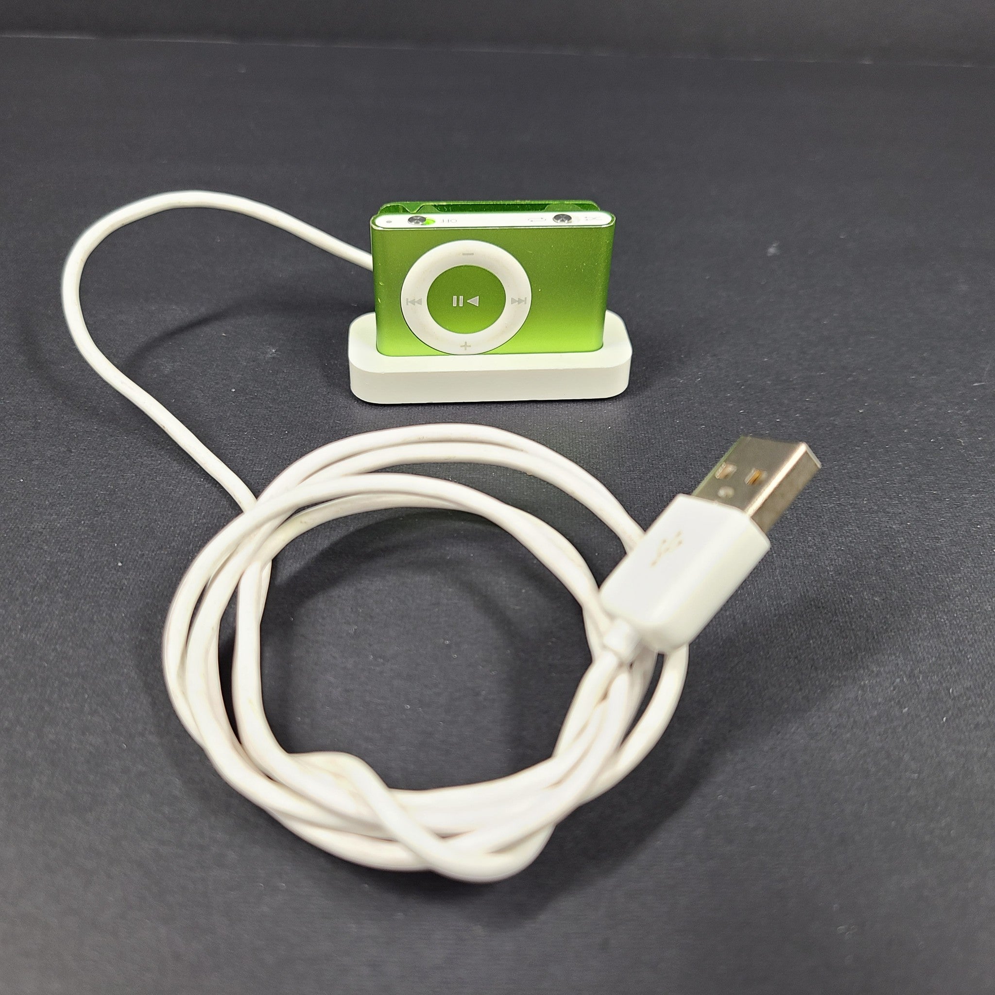 Apple iPod shuffle 2nd Generation (1 GB) MP3 Player - Green