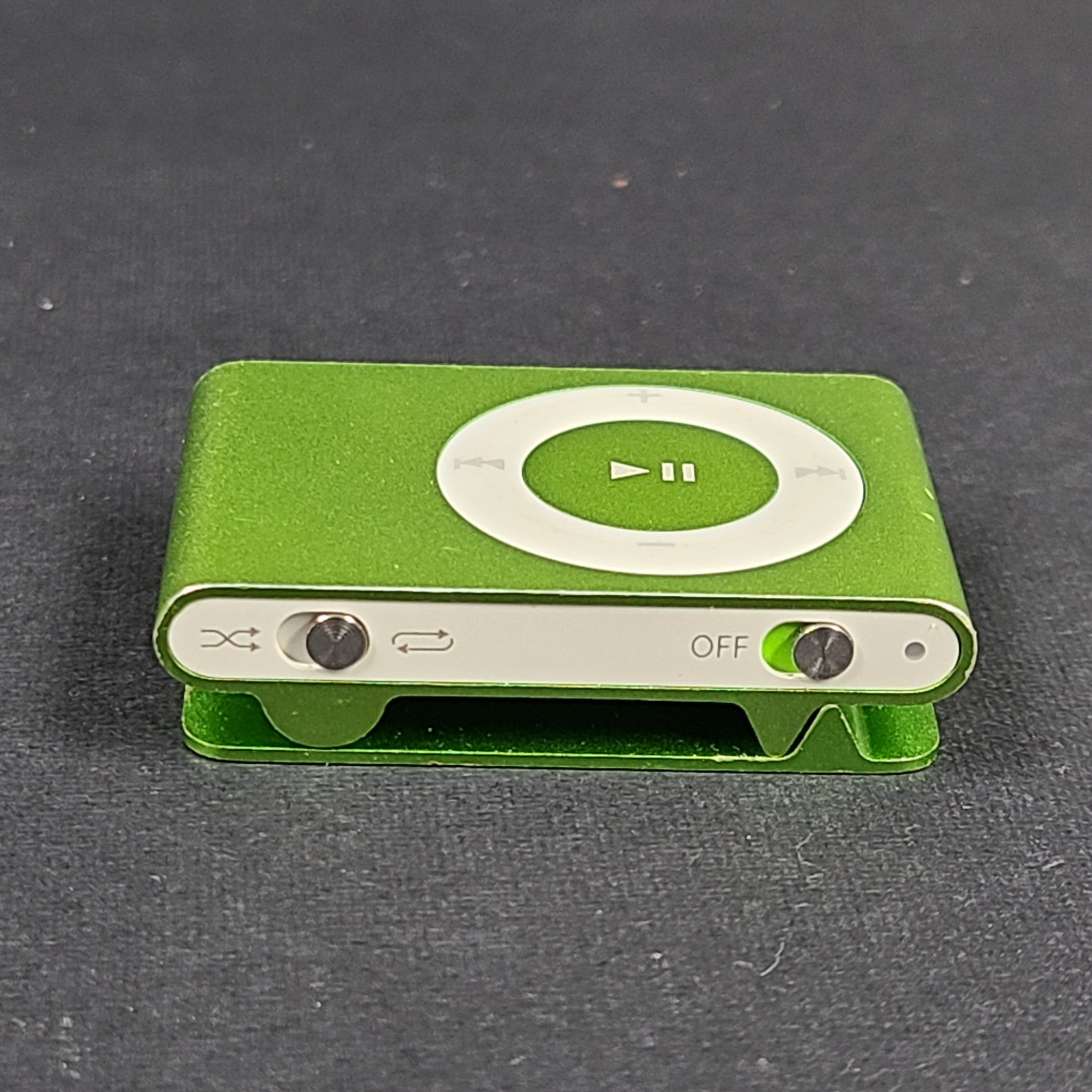 Apple iPod shuffle 2nd Generation (1 GB) MP3 Player - Green