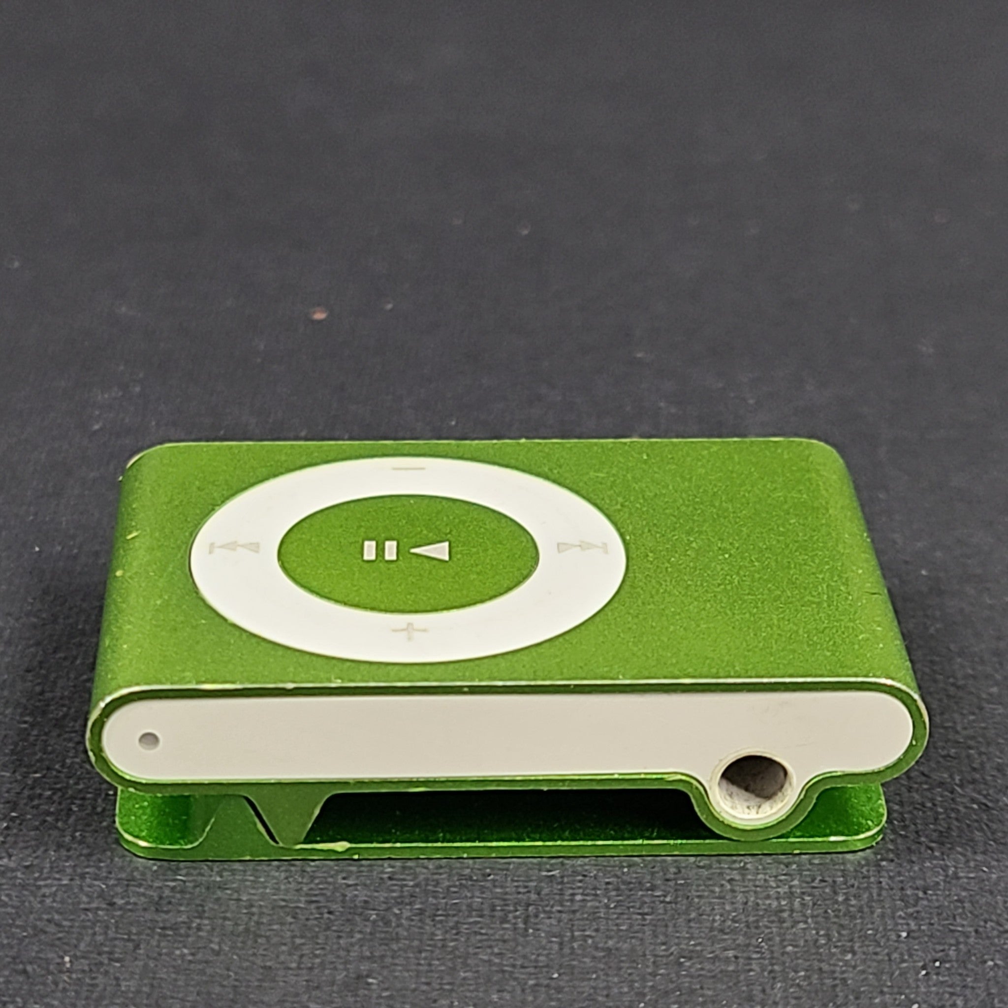Apple iPod shuffle 2nd Generation (1 GB) MP3 Player - Green