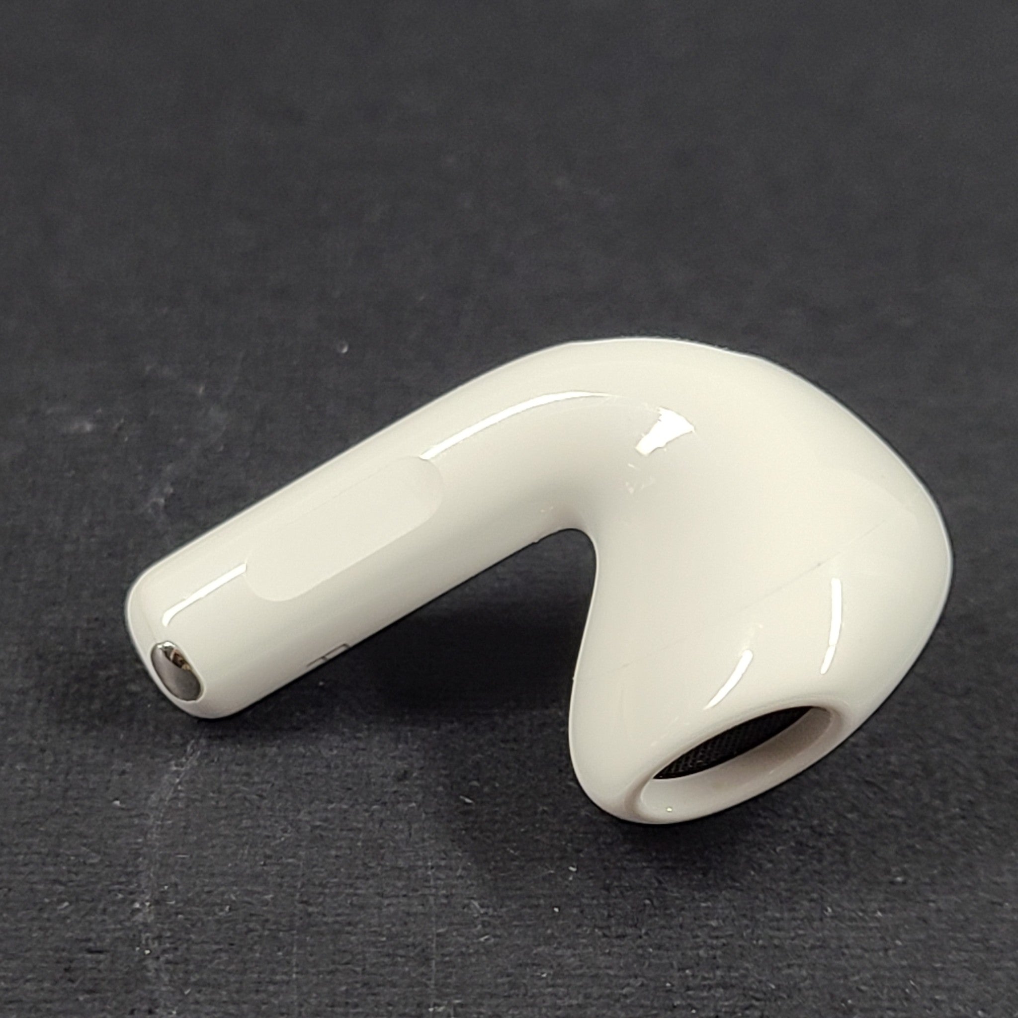 Apple AirPods 4th Gen Right Side ONLY A3050 - Original Apple AirPod 4