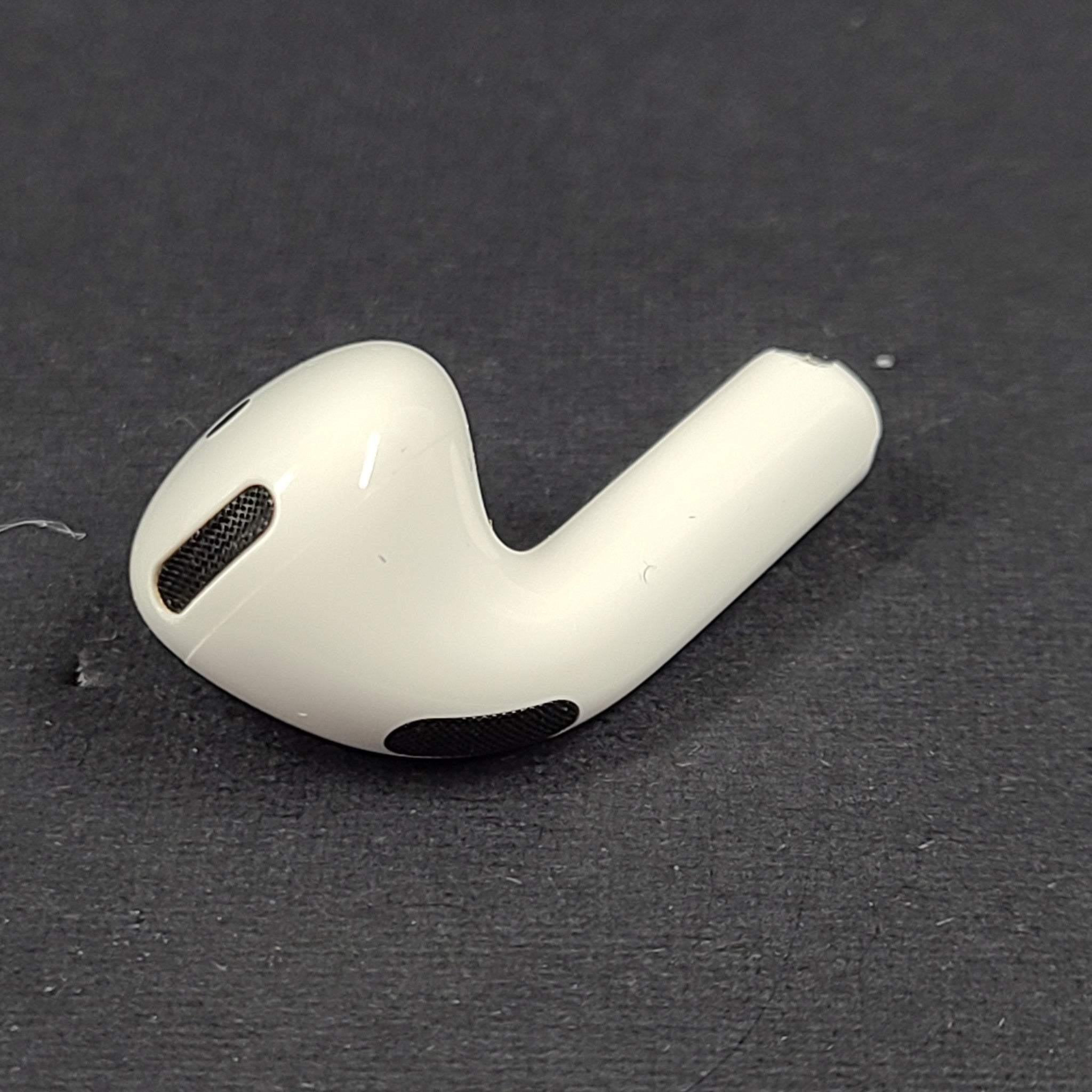 Apple AirPods 4th Gen LEFT SIDE ONLY OEM Replacement AirPod 4 No Case A3053 CN