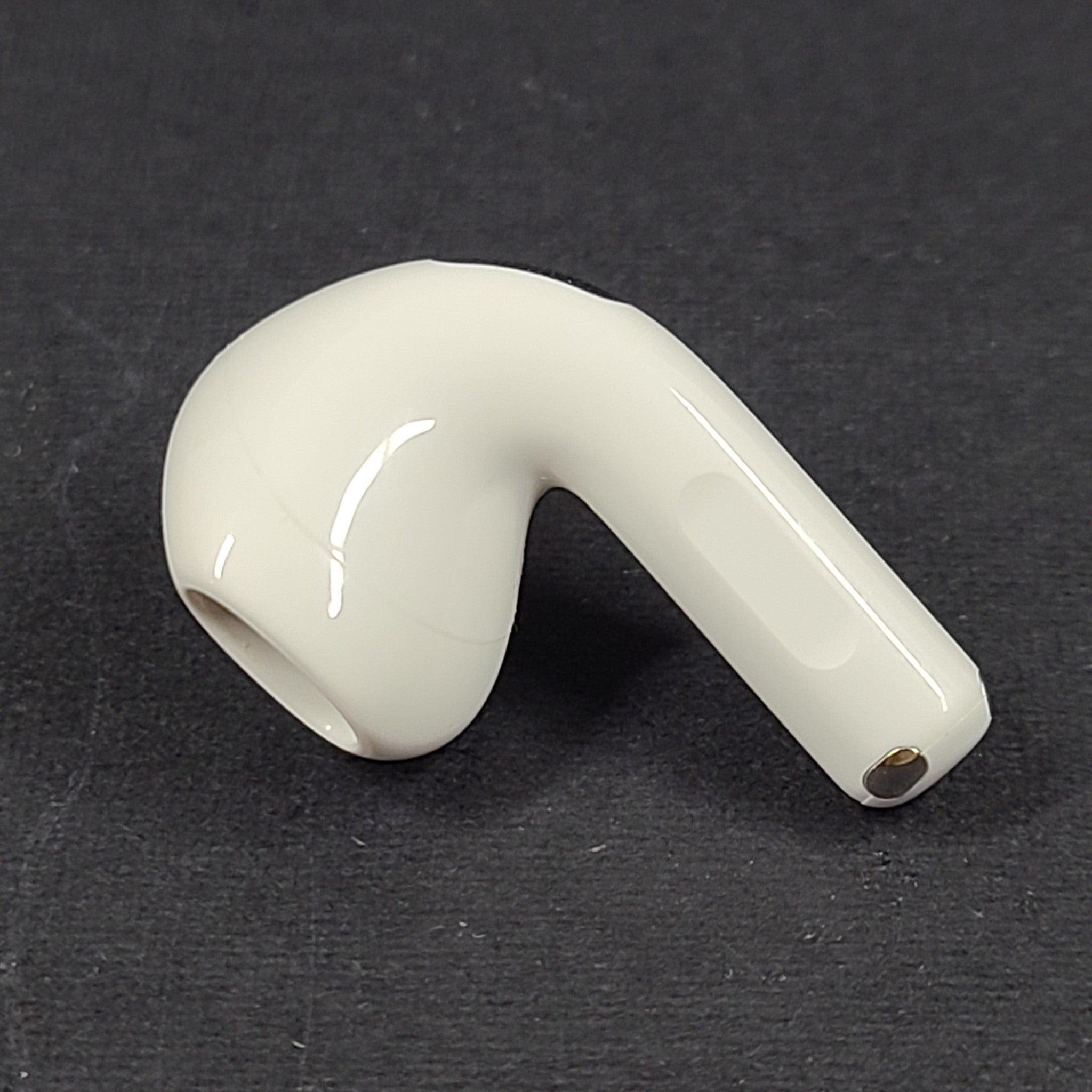Apple AirPods 4th Gen ANC LEFT SIDE ONLY OEM Replacement AirPod 4 No Case A3056