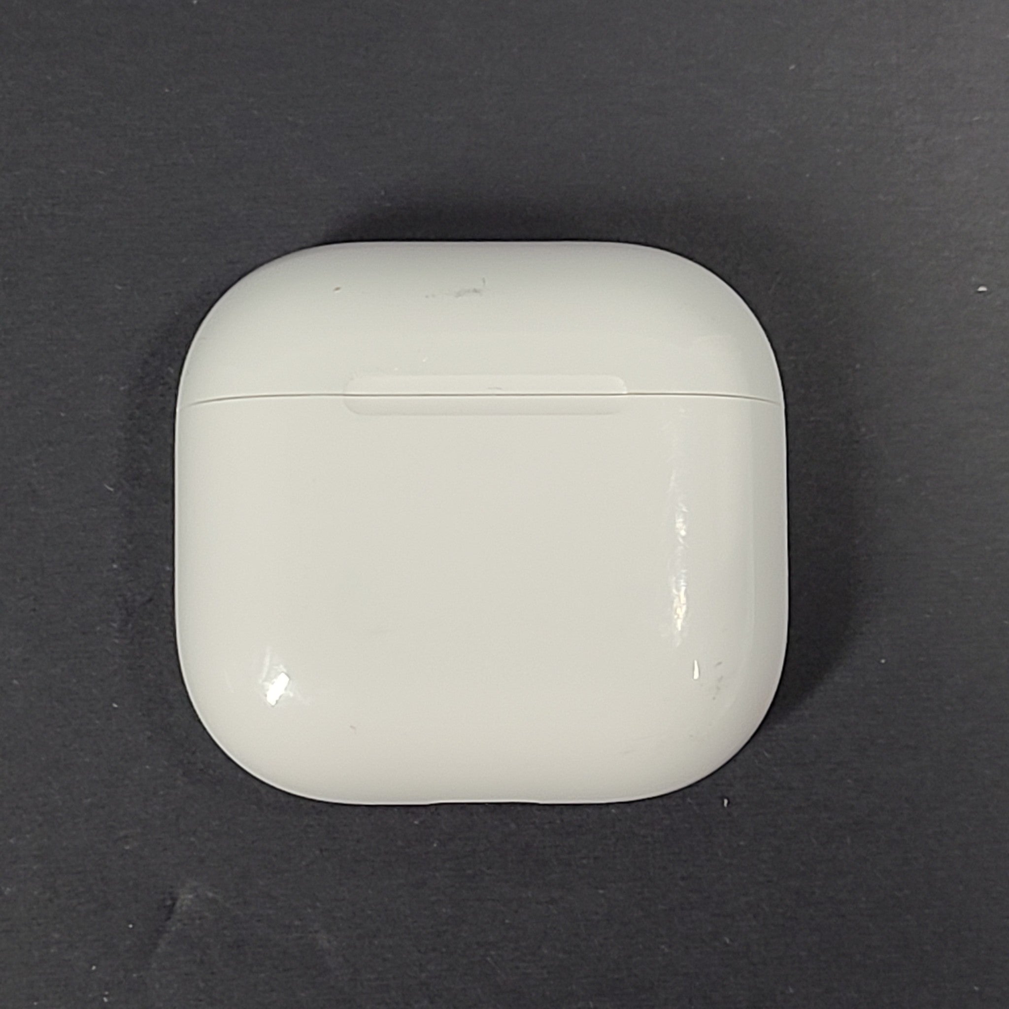 Apple AirPods 4th Gen ANC Charging Case MagSafe Genuine Replacement - A3059 CN