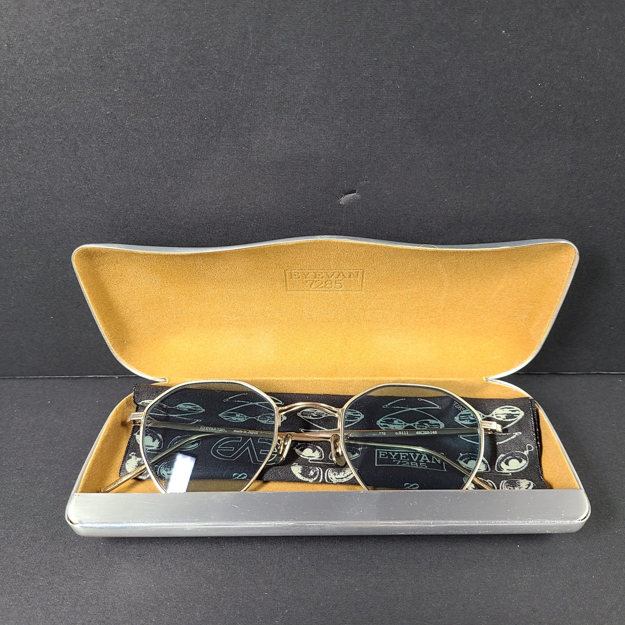 Eyevan 7285 Model 772 (9111) Titanium Sunglasses with Metal Case Handmade Japan
