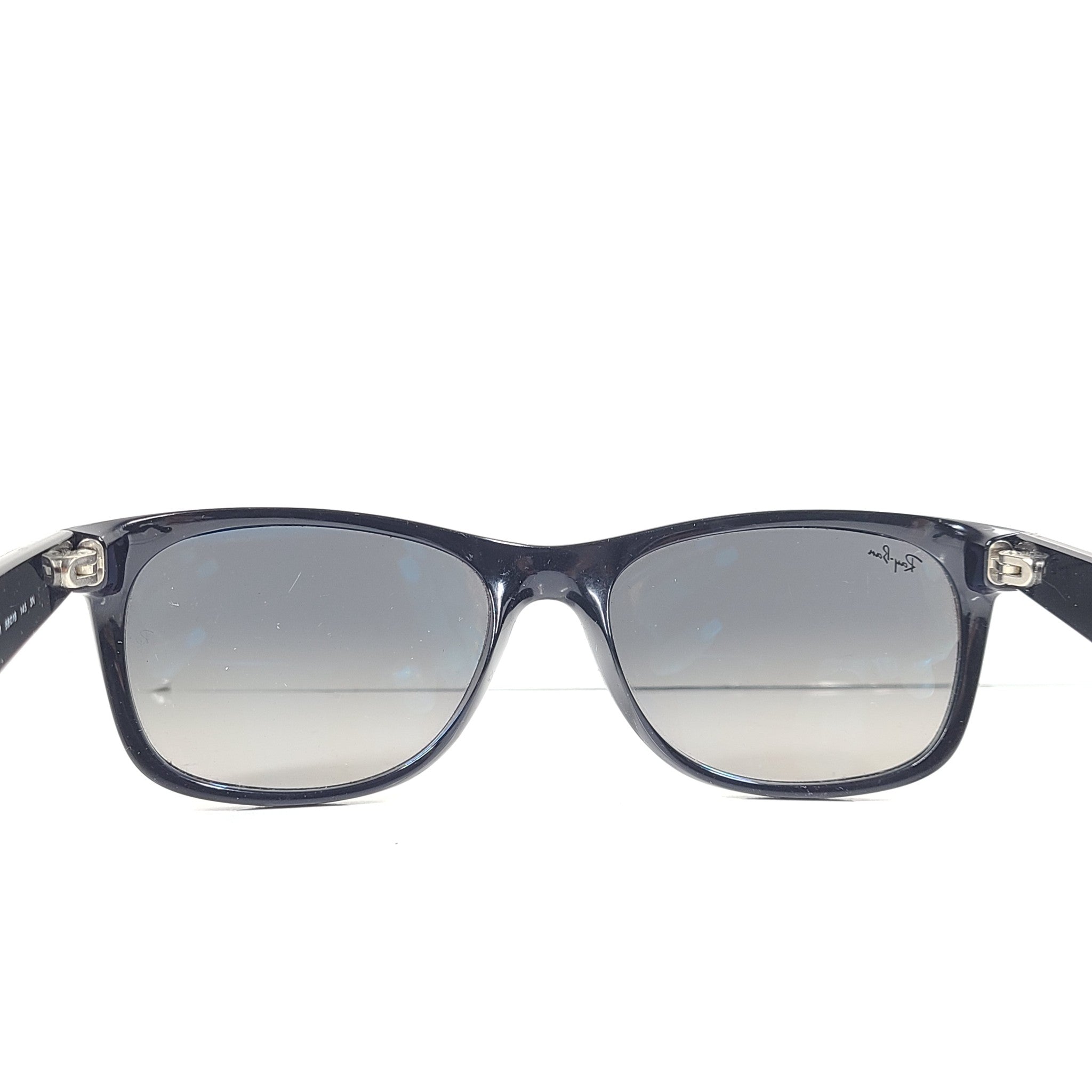 Ray Ban New Wayfarer RB2132 Sunglasses Black Square Frame Gray Gradient Lenses
