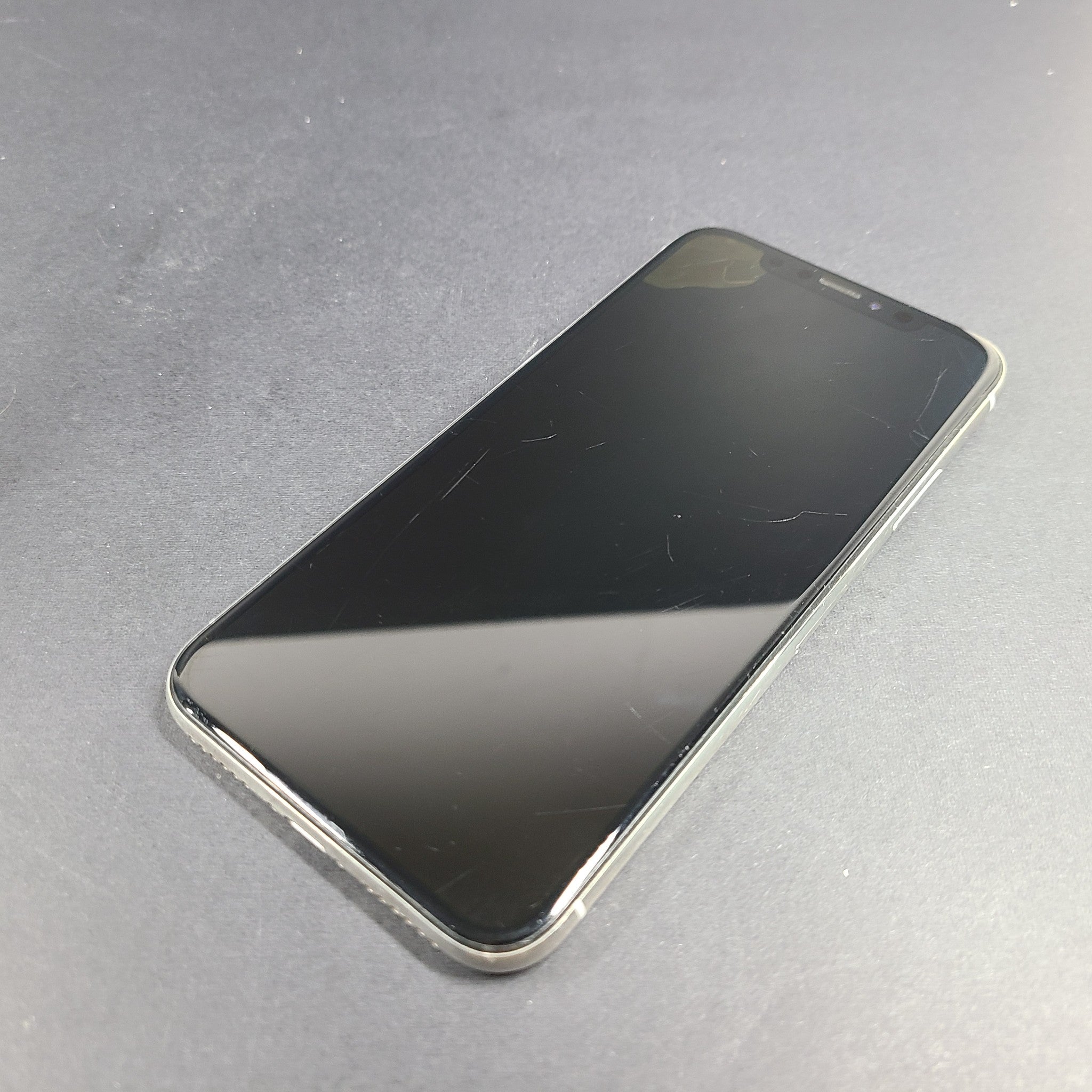 Apple iPhone X - 256GB - Silver (Unlocked) A1901 (GSM) Smartphone READ!!