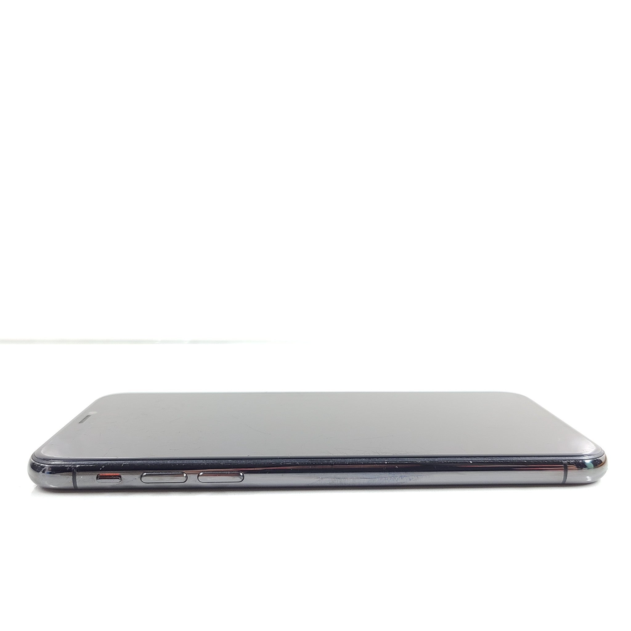 Apple iPhone XS - 64GB - Space Gray (Unlocked) A1920 (CDMA + GSM) some scratches