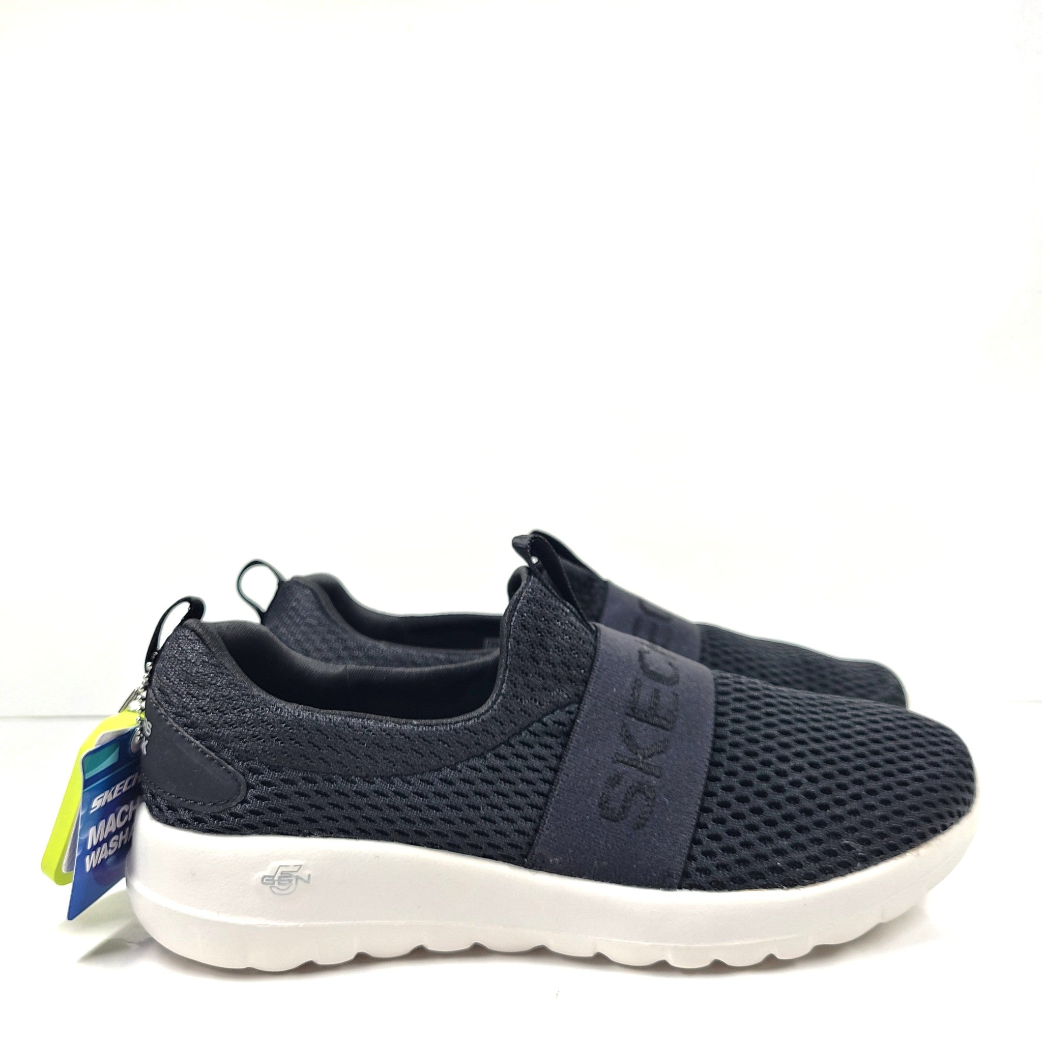 Skechers Women's Air Cooled GOwalk Joy Light Smile GogaMat Sneakers Black Sz 6.5