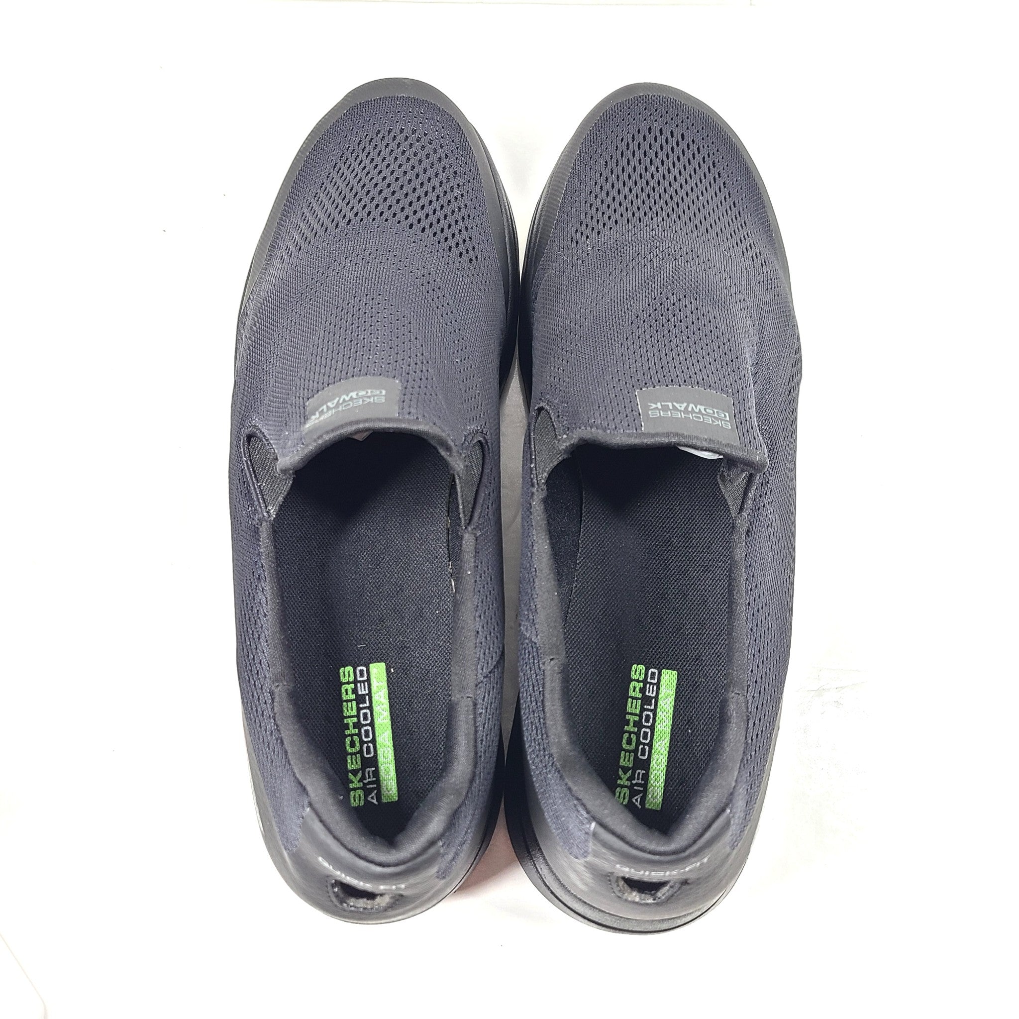 Skechers Men's Go Walk Sneakers Walking Shoes Pull On Black Size 13