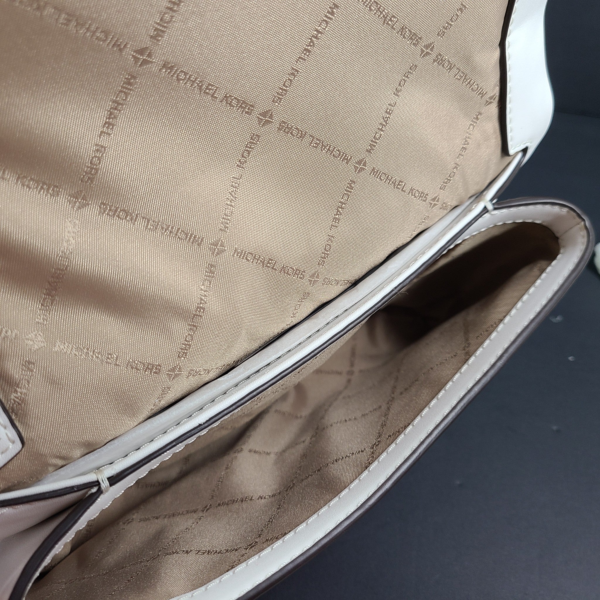 Michael Kors Cece Medium Leather Messenger Bag Crossbody Strap White
