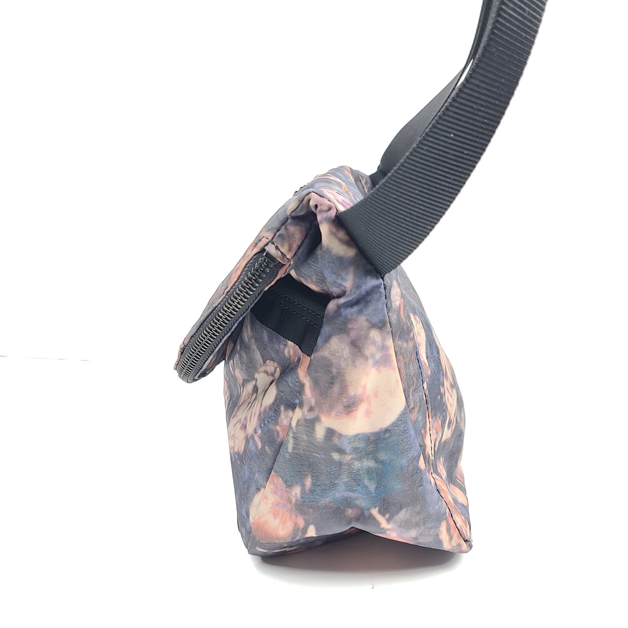 Lululemon All Night Festival Bag 5 L Crossbody Foldable Flower Print Multicolor