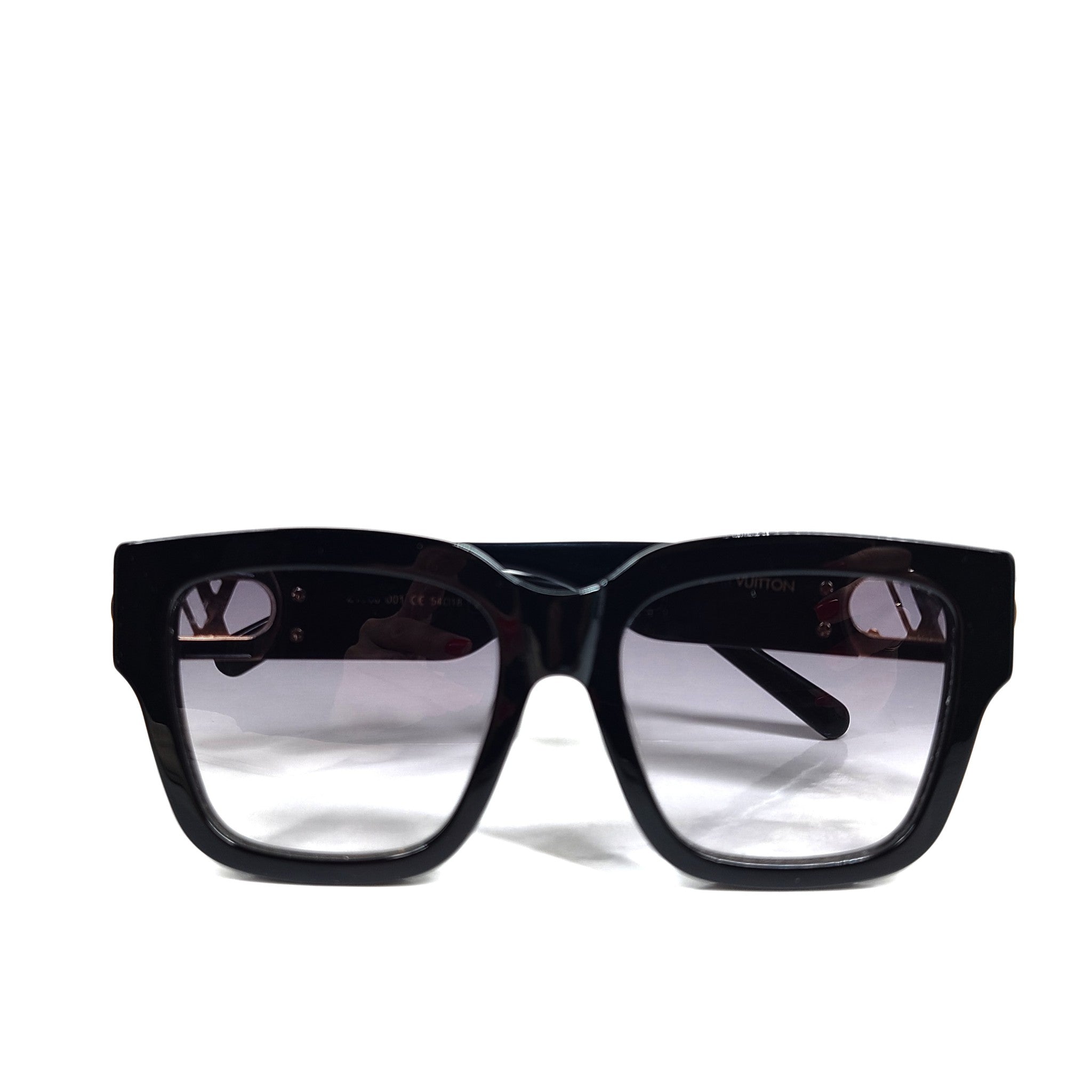 Louis Vuitton Women's LV Link PM Square Sunglasses Z1566 54x18 145 Black