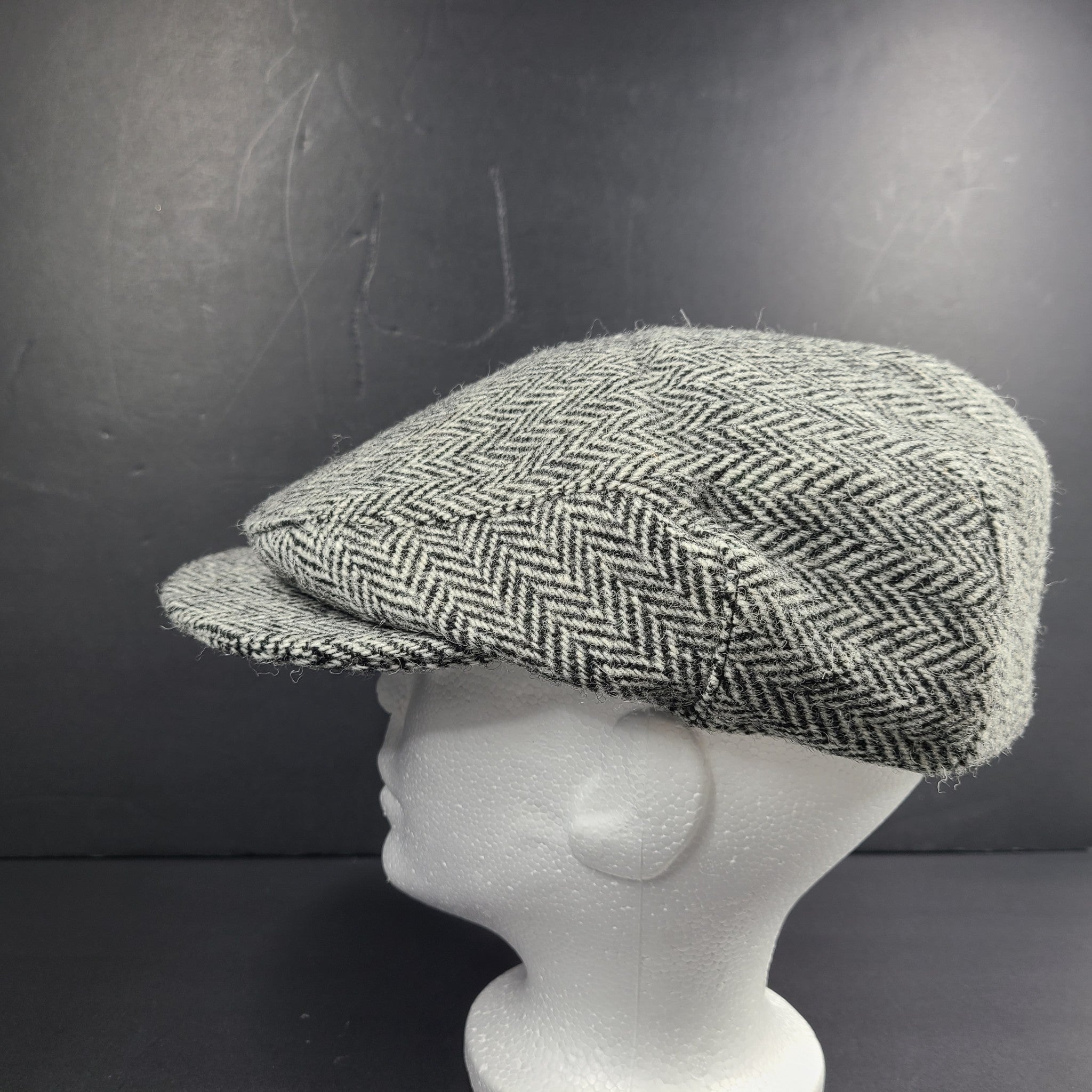 Harris Tweed Newsboy Cap Hat Peaky Paperboy Driving Cap 100% Handwoven Wool Gray