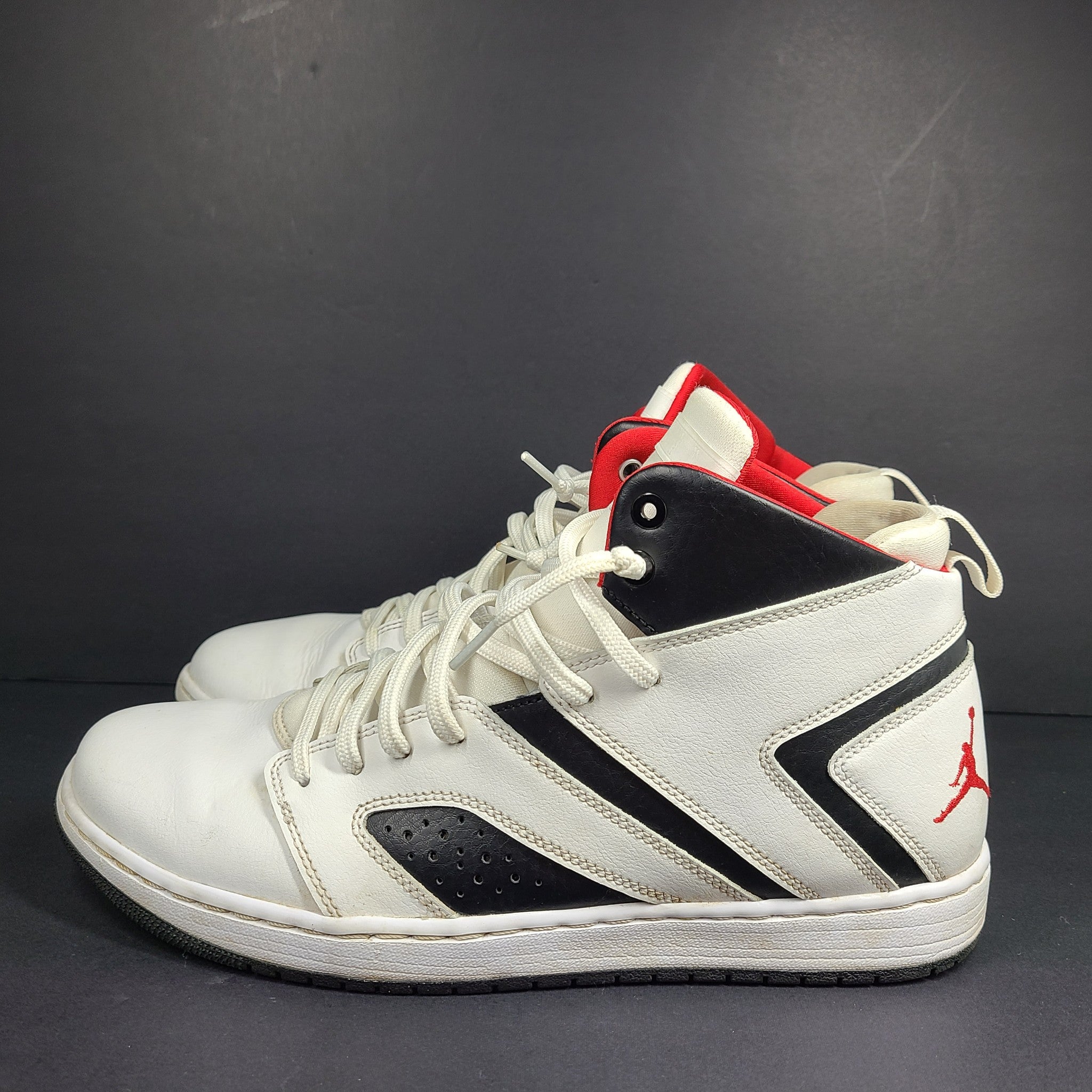 Vintage Nike Men's Air Jordan "Flight Legend" Sneakers AA2526-112 White Sz 12