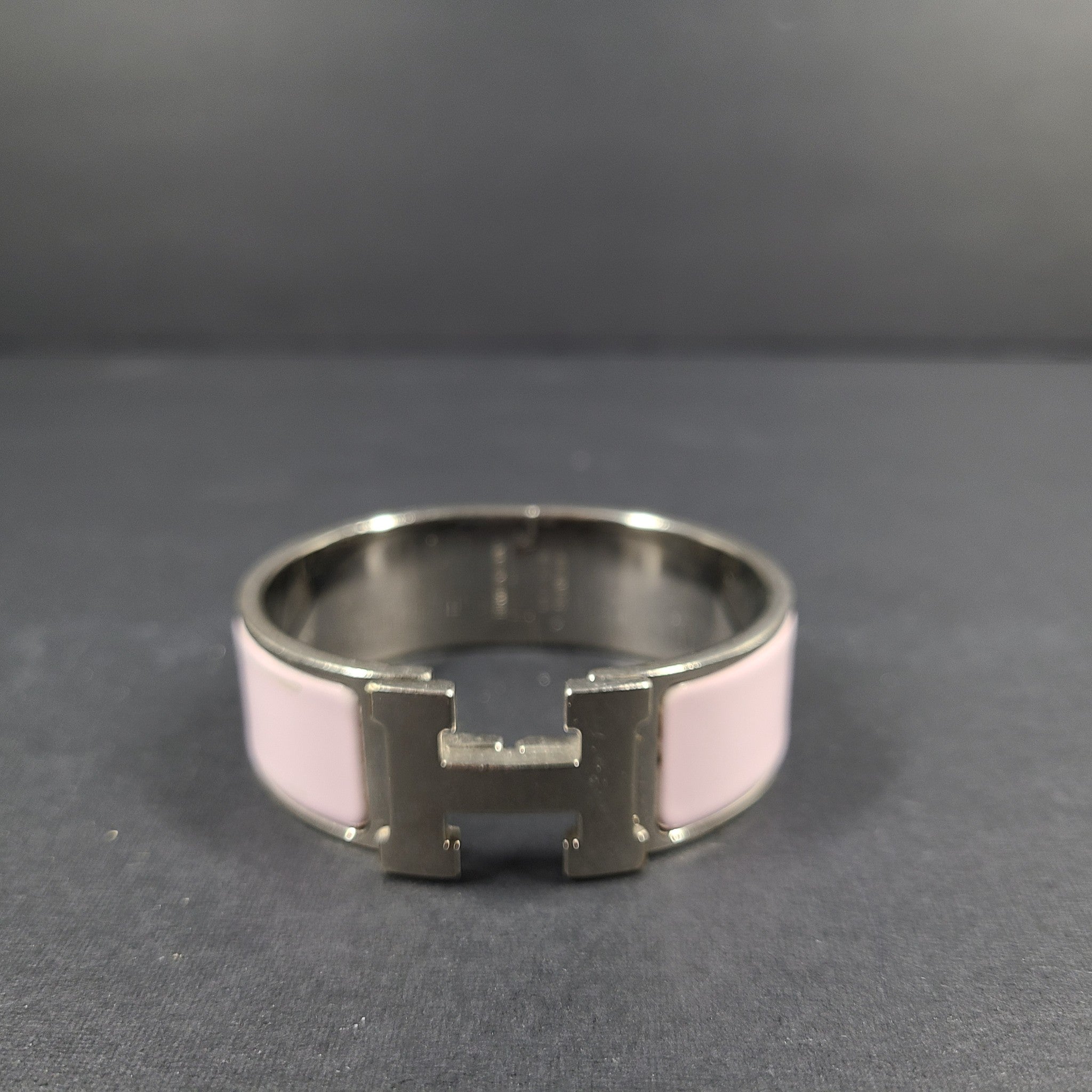 Hermes Clic Clac H Bracelet Silver Enamel Light Pink Wide PM 100% Authentic