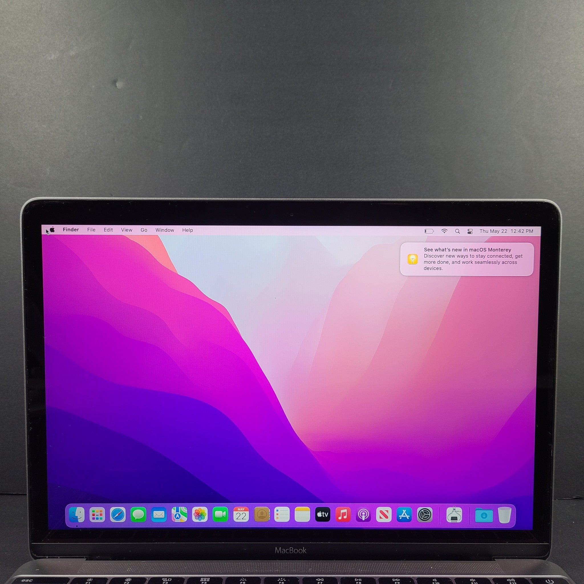 2016 Apple MacBook Retina A1534 12" Intel Core m3 - 256GB SSD 8GB RAM Space Gray