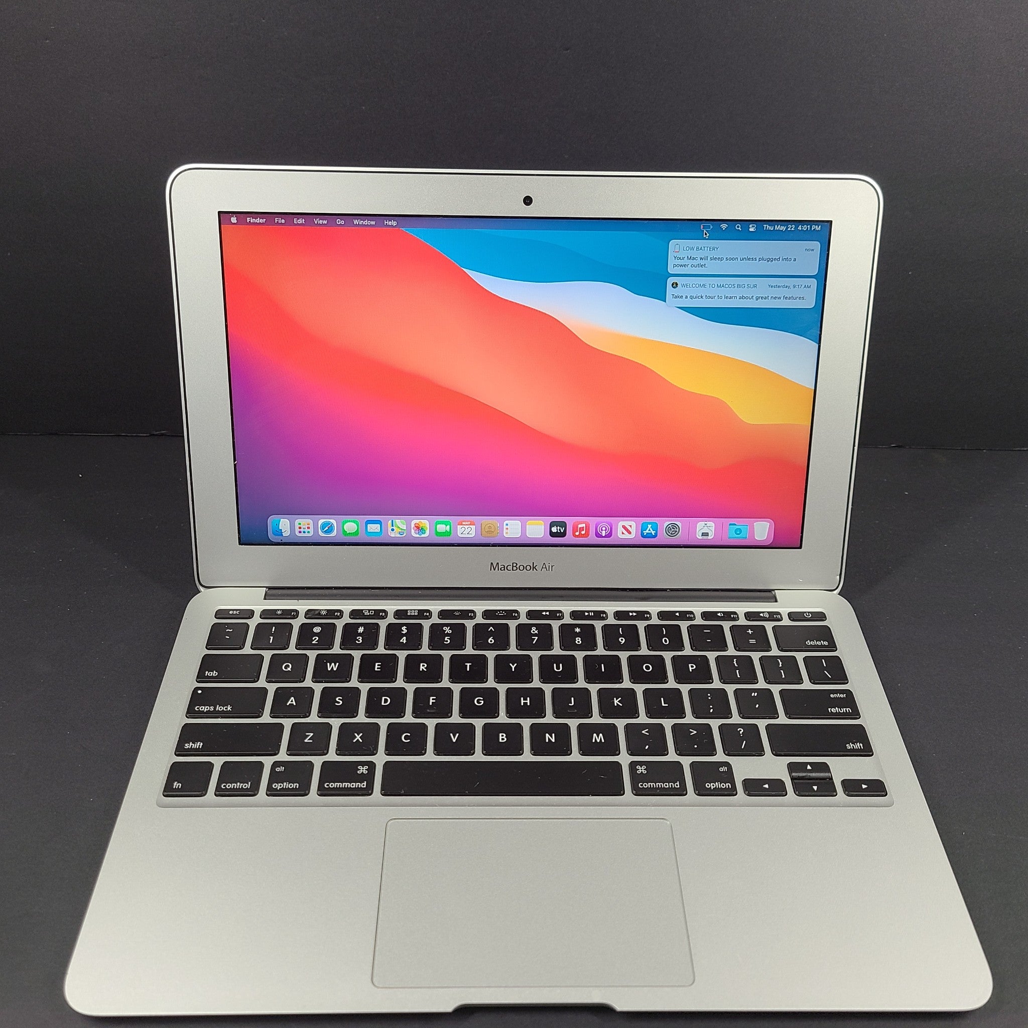 Early 2014 Apple MacBook Air Laptop A1465 11" Intel i5 @1.4GHz 128GB SSD 4GB RAM