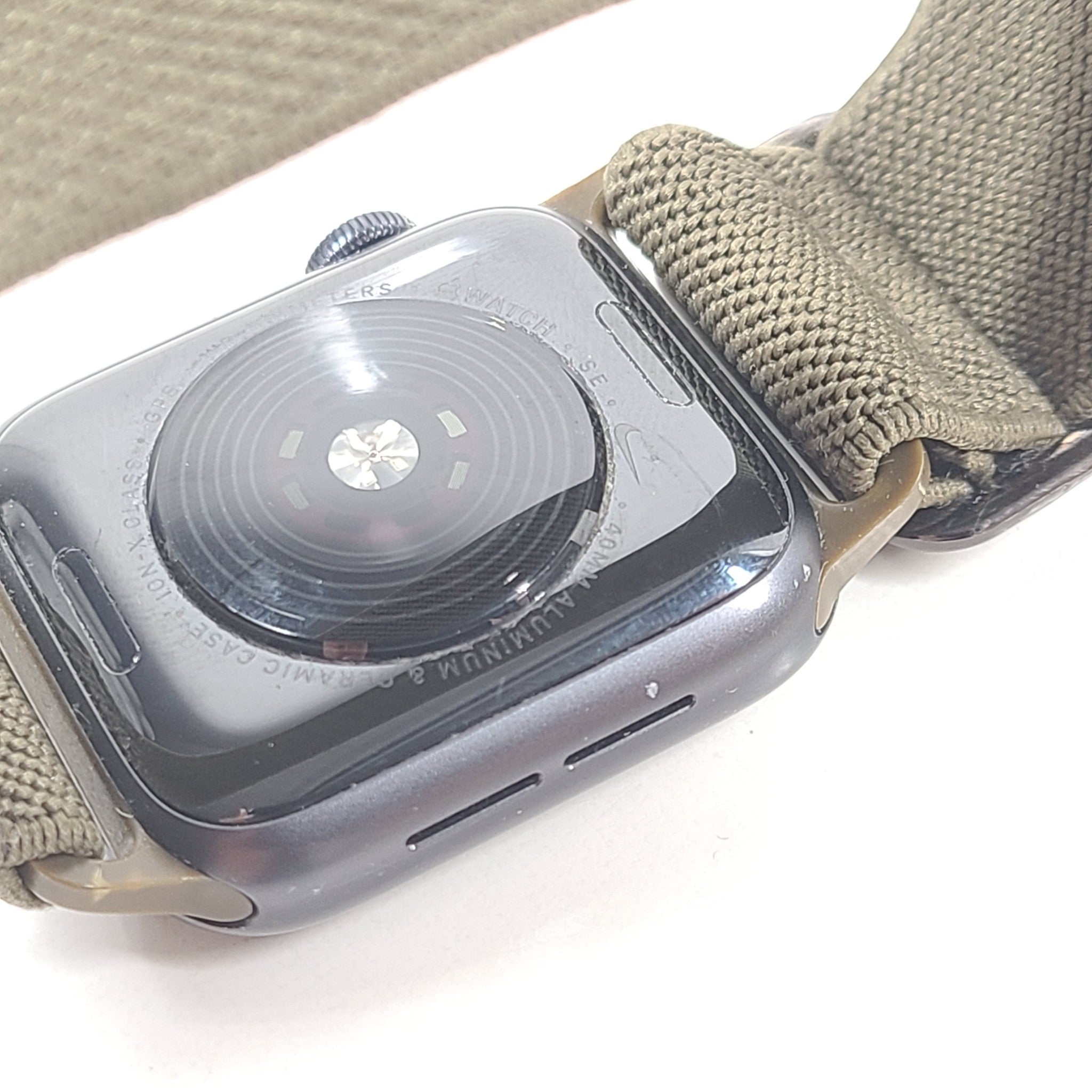 Apple Watch SE A2351 GPS Only Gray Aluminum+Ceramic Case Black S/M Band V3
