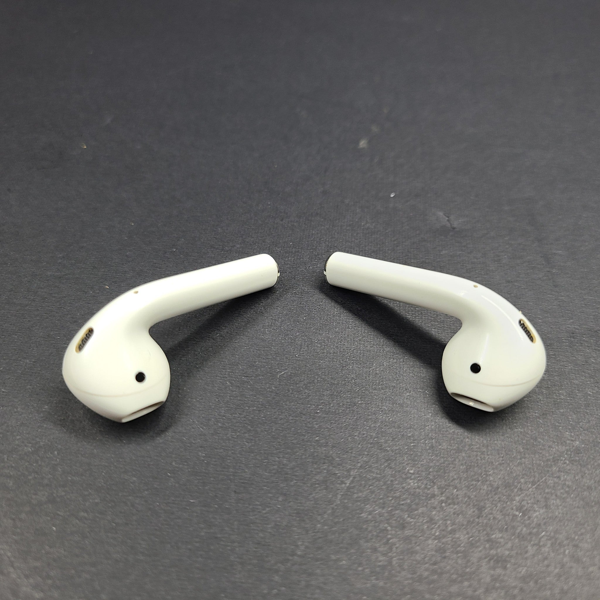 Apple AirPods 1st 2nd Gen Earpods and Charging Case Lightning A1602 GENUINE