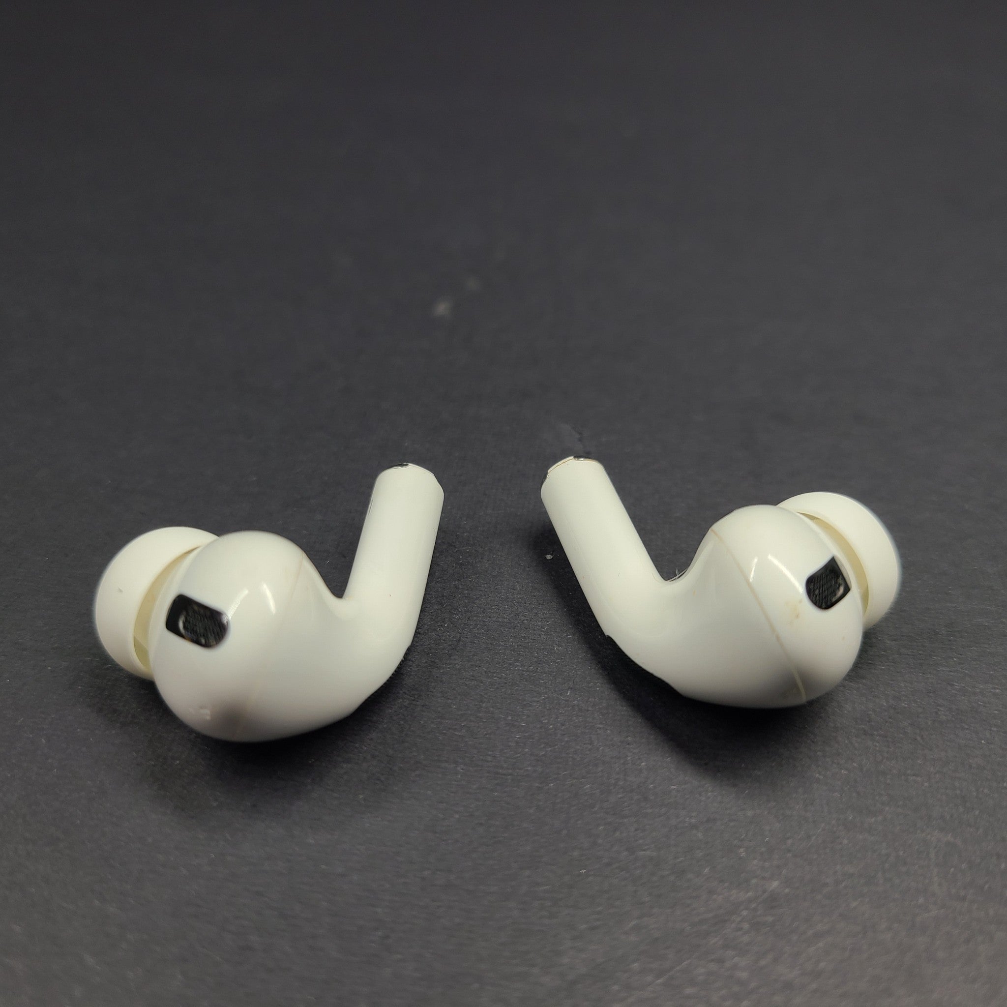 Apple Airpods Pro 1st Gen. Complete Set Original Apple A2190 2084 A2083