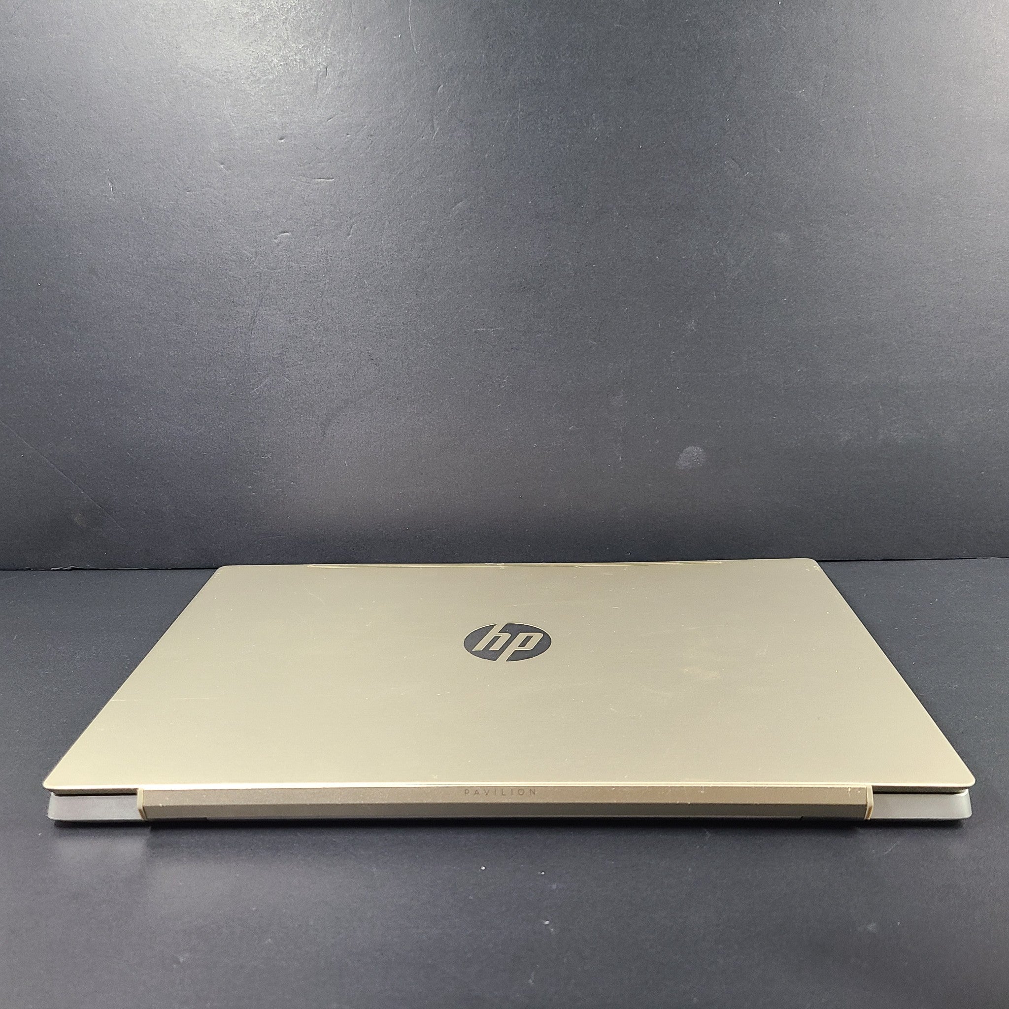 HP Pavilion 15-cw0007la 15.6" Laptop AMD Ryzen 3 2300U 256GB SSD 12GB RAM Silver