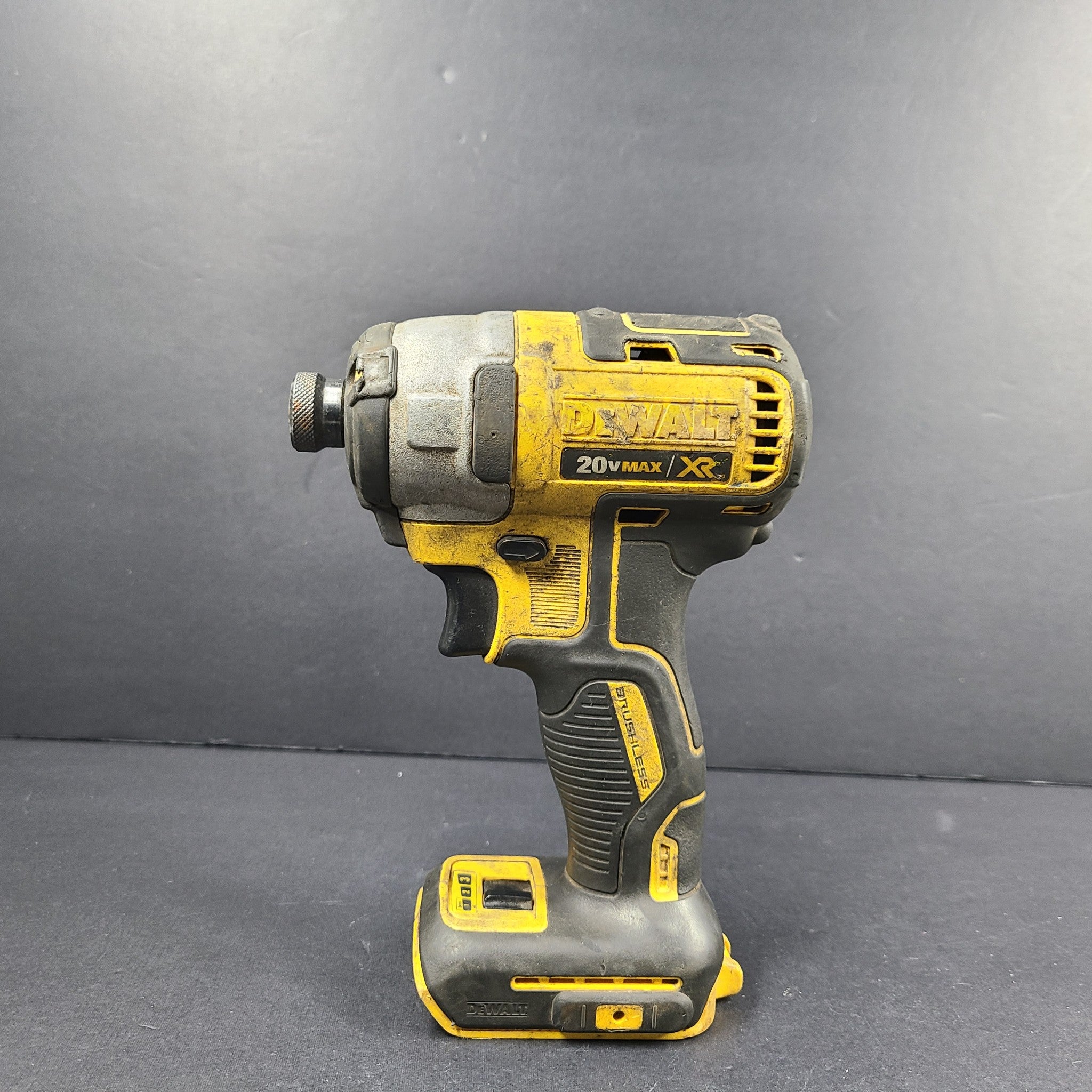 DeWalt 20 V Max Atomic Li-ion Cordless Brushless 1/4-inch Impact Driver DCF887