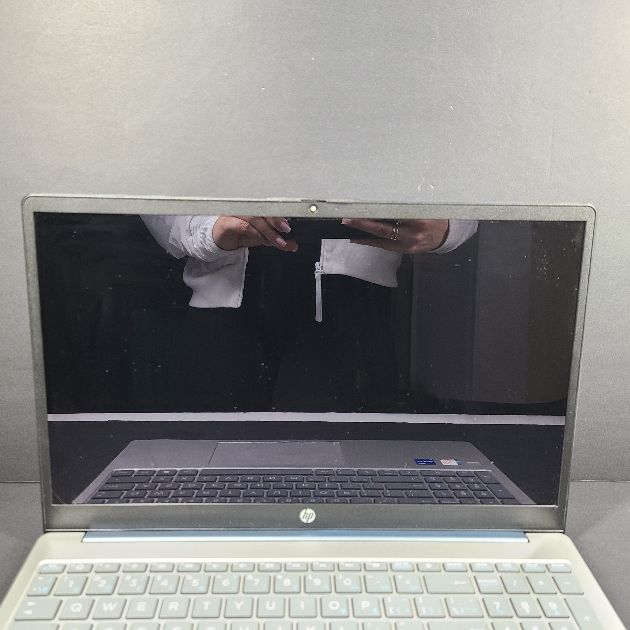 HP Laptop 15-fd0003ca 15.6" Laptop - Intel i5-1335U - 1TB SSD 8GB RAM - Silver