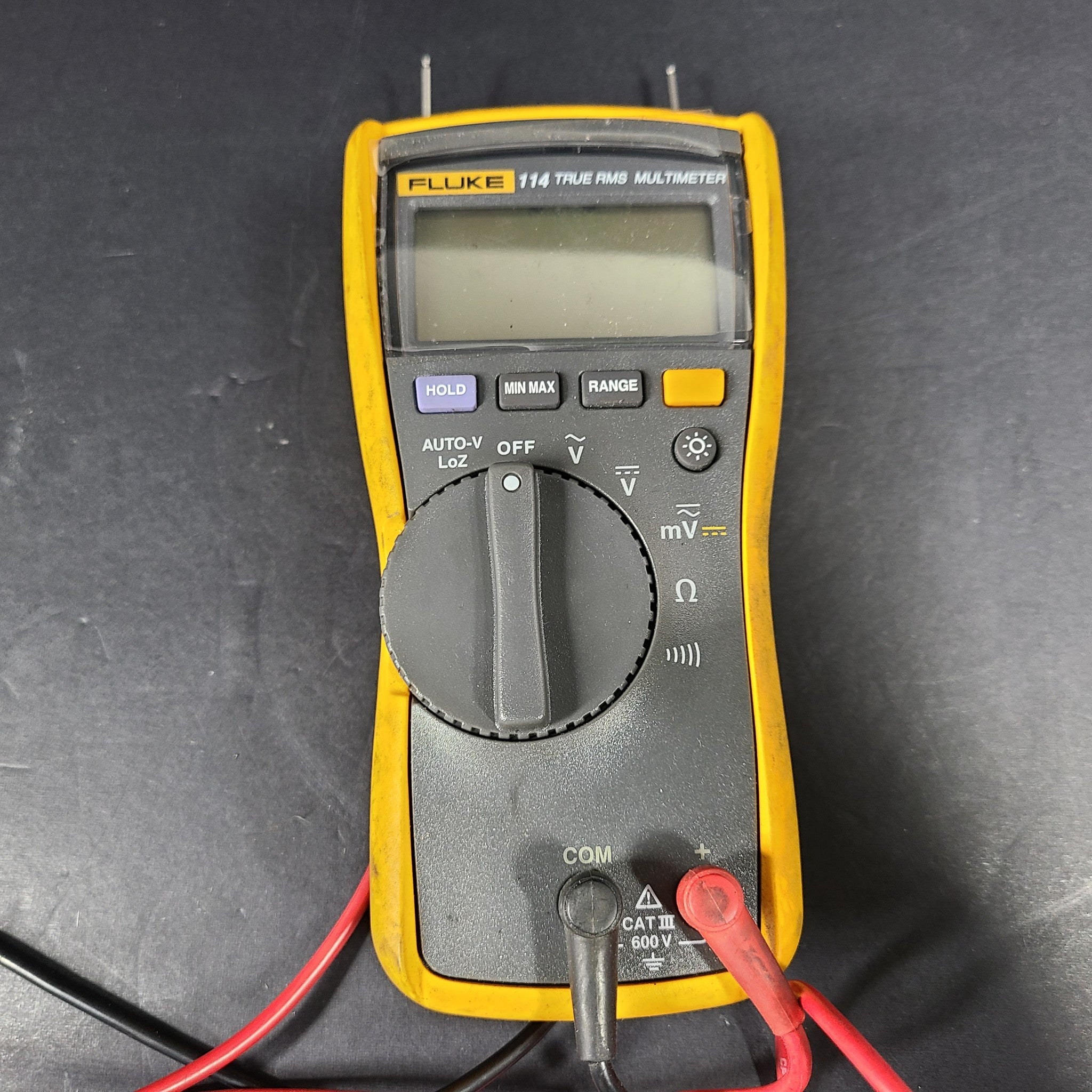 Fluke 114 True RMS Digital Multimeter Auto-Ranging Backlit Display with Leads