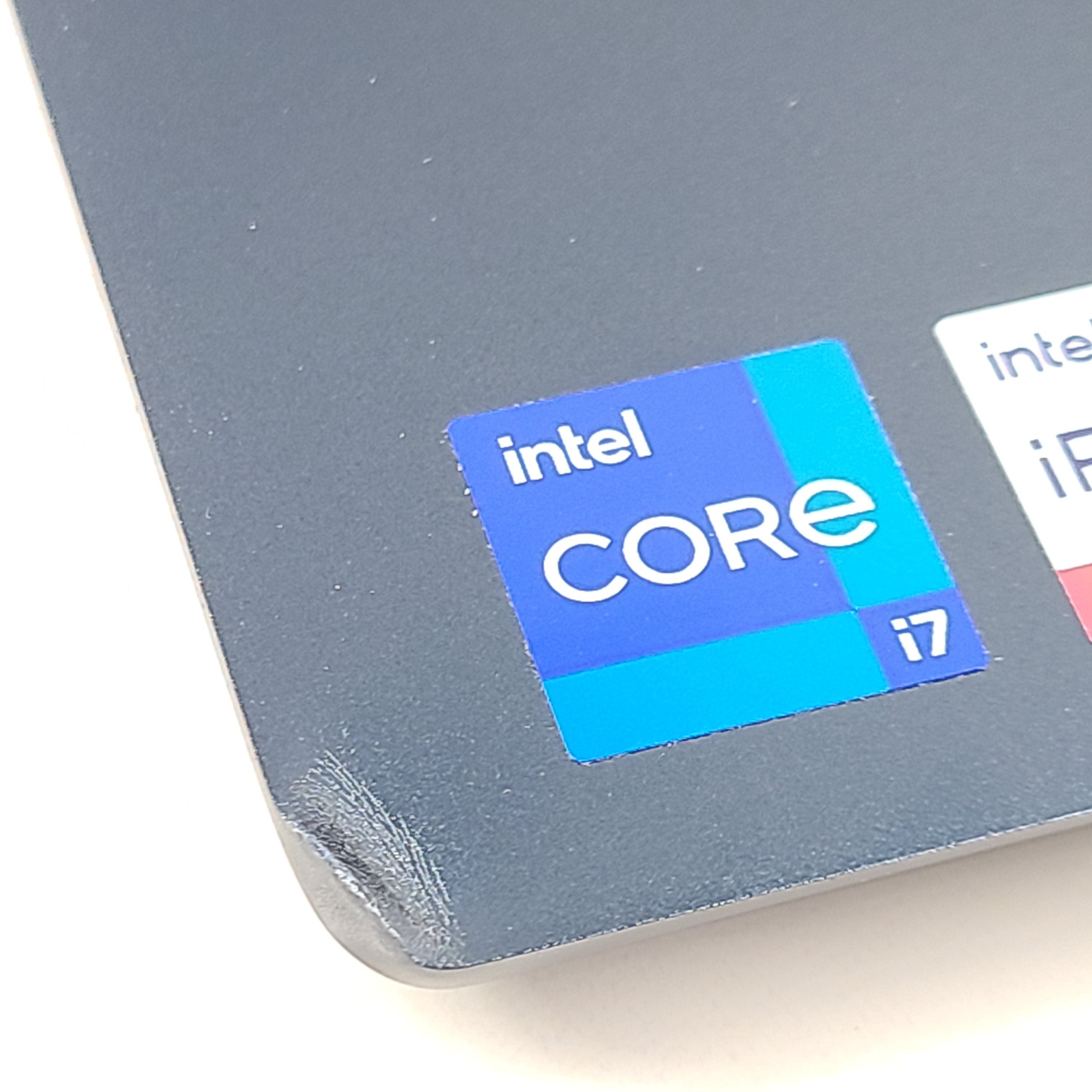A powerful Lenovo IdeaPad 5 15ITL05 laptop with Intel Core i7 processor and 12GB RAM