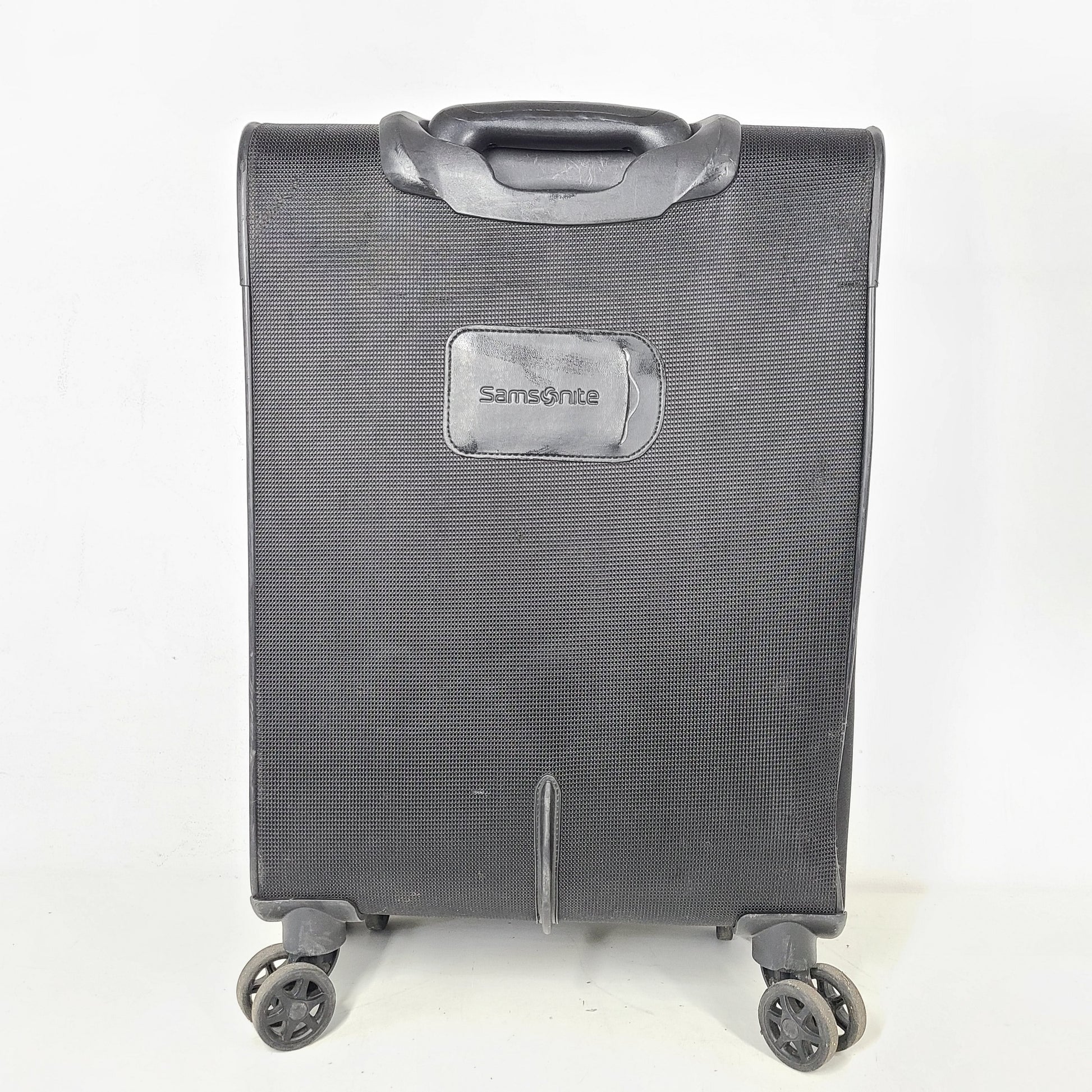 A black Samsonite spinner suitcase with model number NA01019309.
