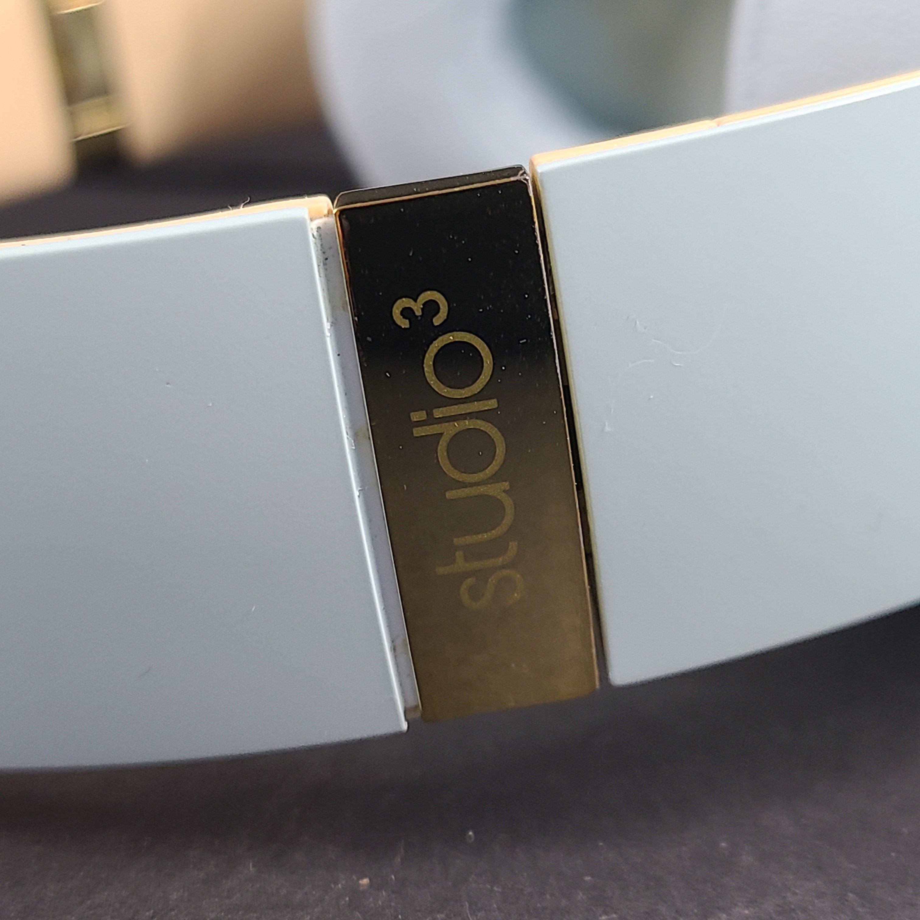 Premium Beats Studio 3 Wireless Over-Ear Headphones in Light Blue with Gold Accents