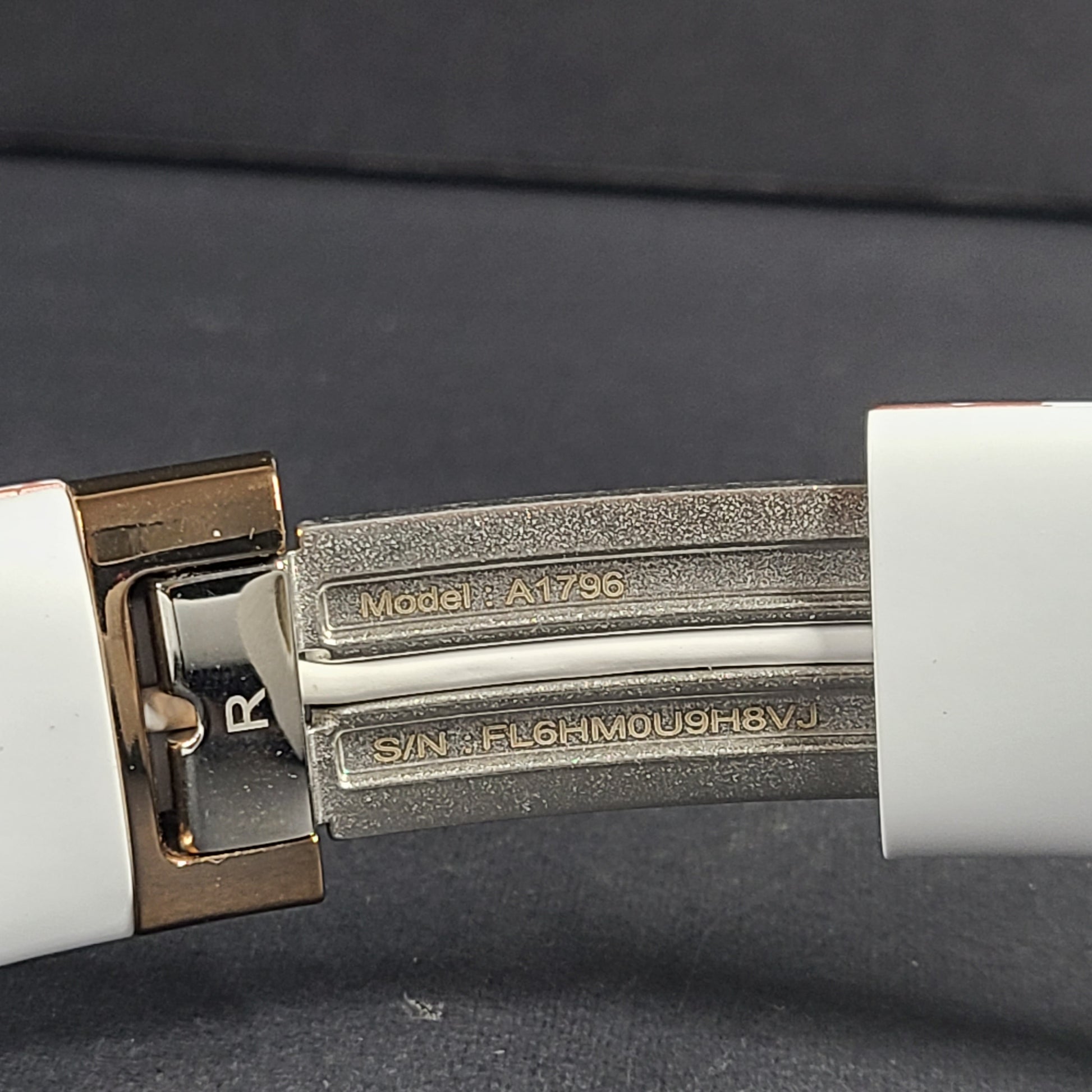 Stylish and premium rose gold Beats Solo3 Wireless On-Ear Headphones