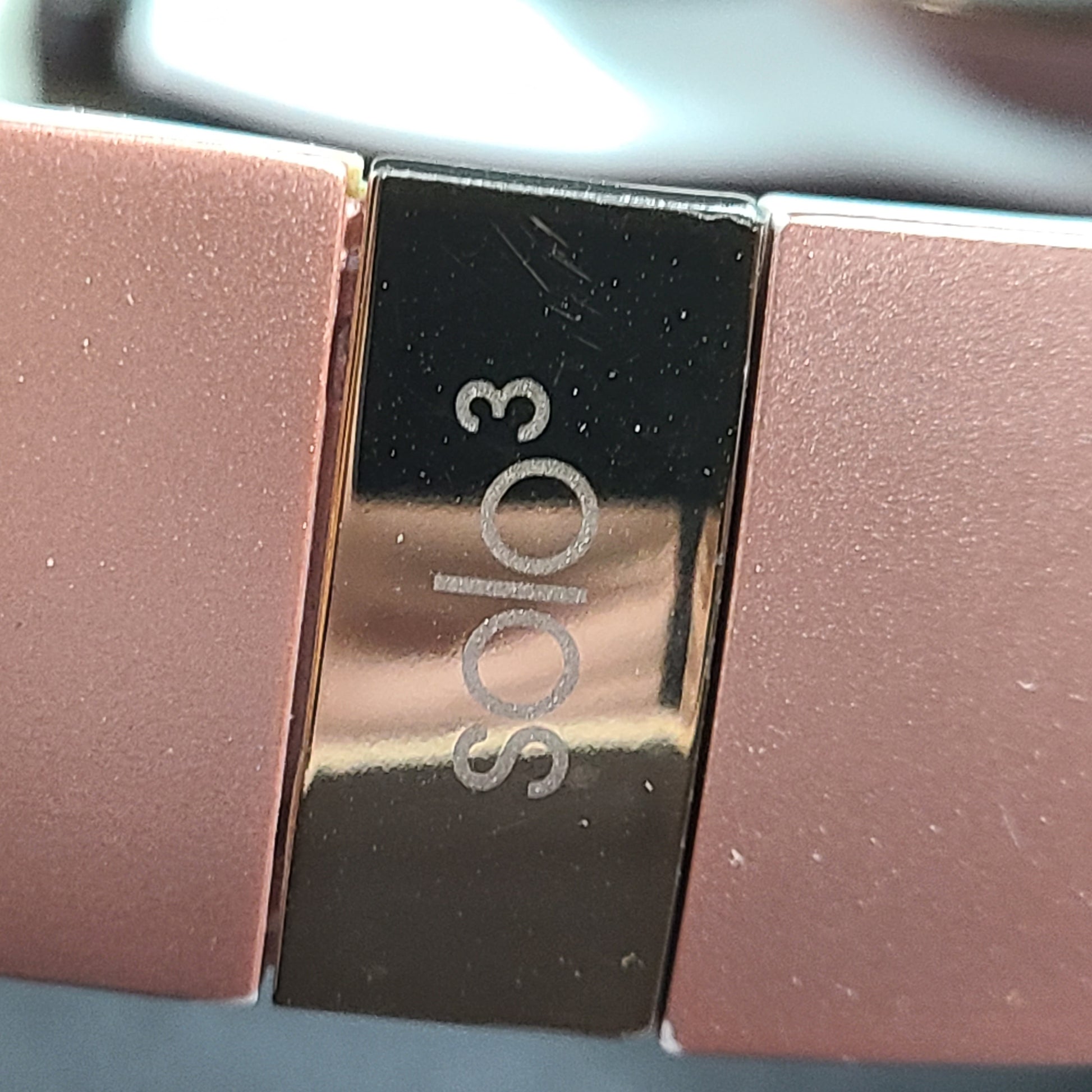 A stylish pair of rose gold wireless on-ear headphones offering premium sound and long-lasting comfort