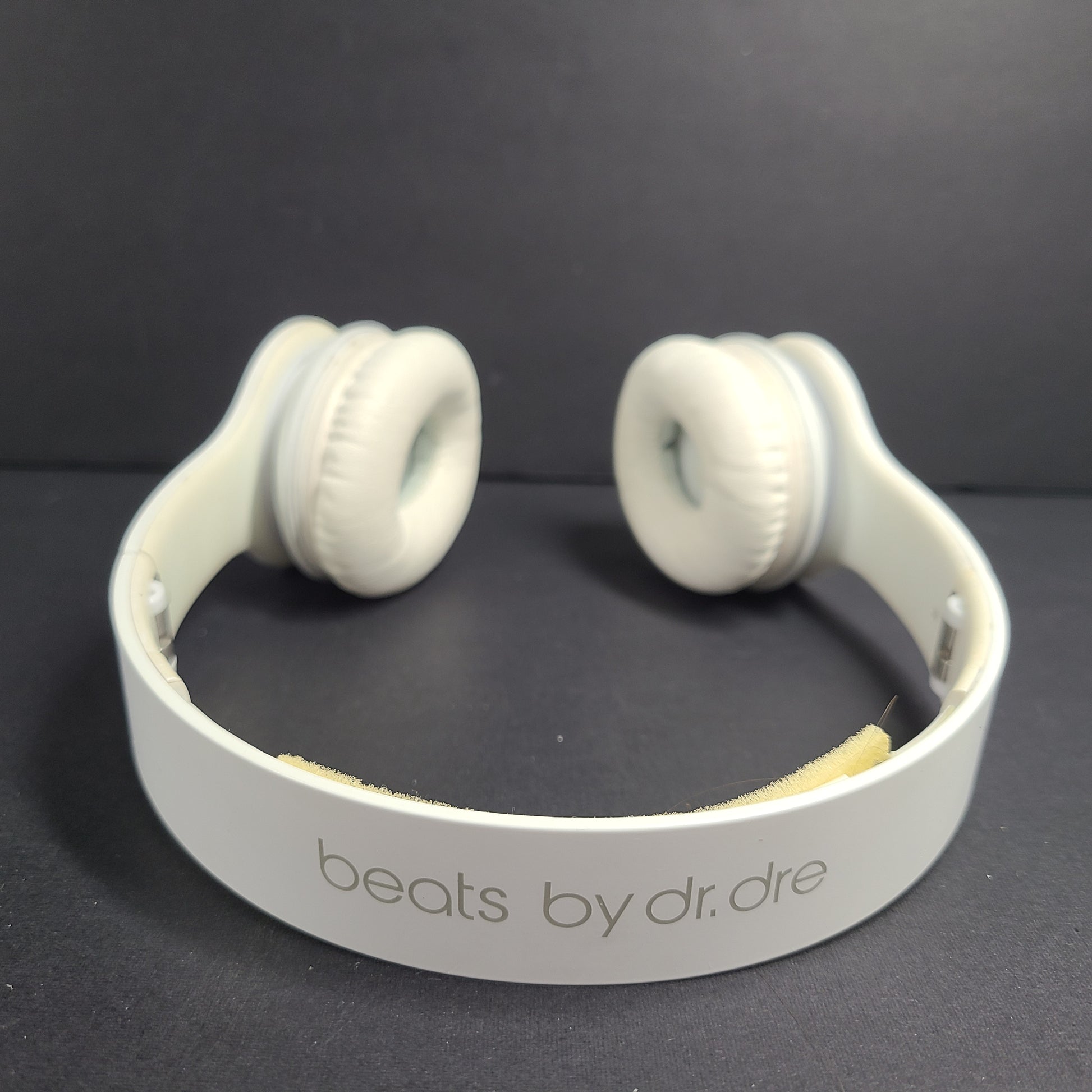 Premium Beats by Dr. Dre Solo HD On-Ear Headphones in White