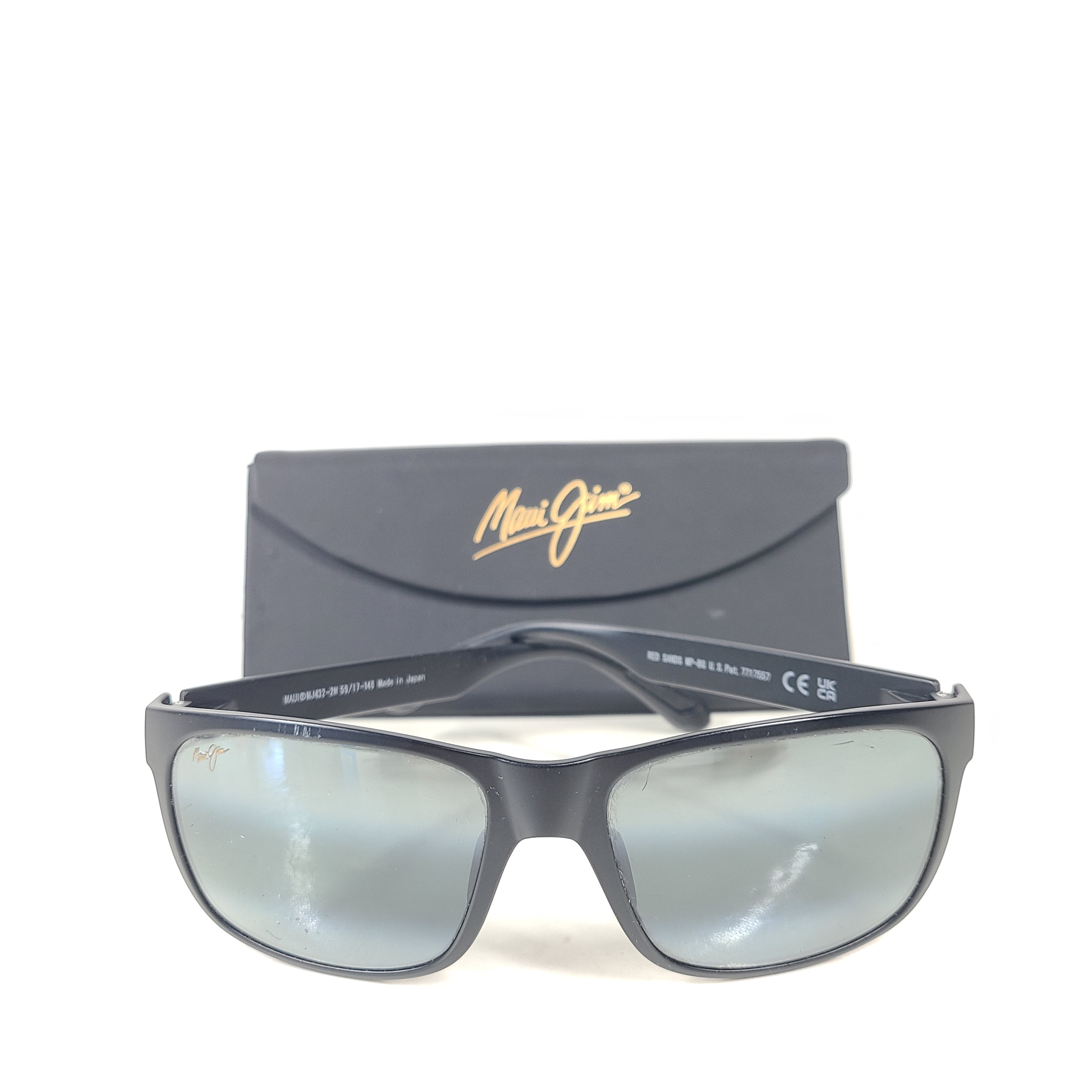 A pair of Maui Jim Red Sands Sunglasses in Matte Black