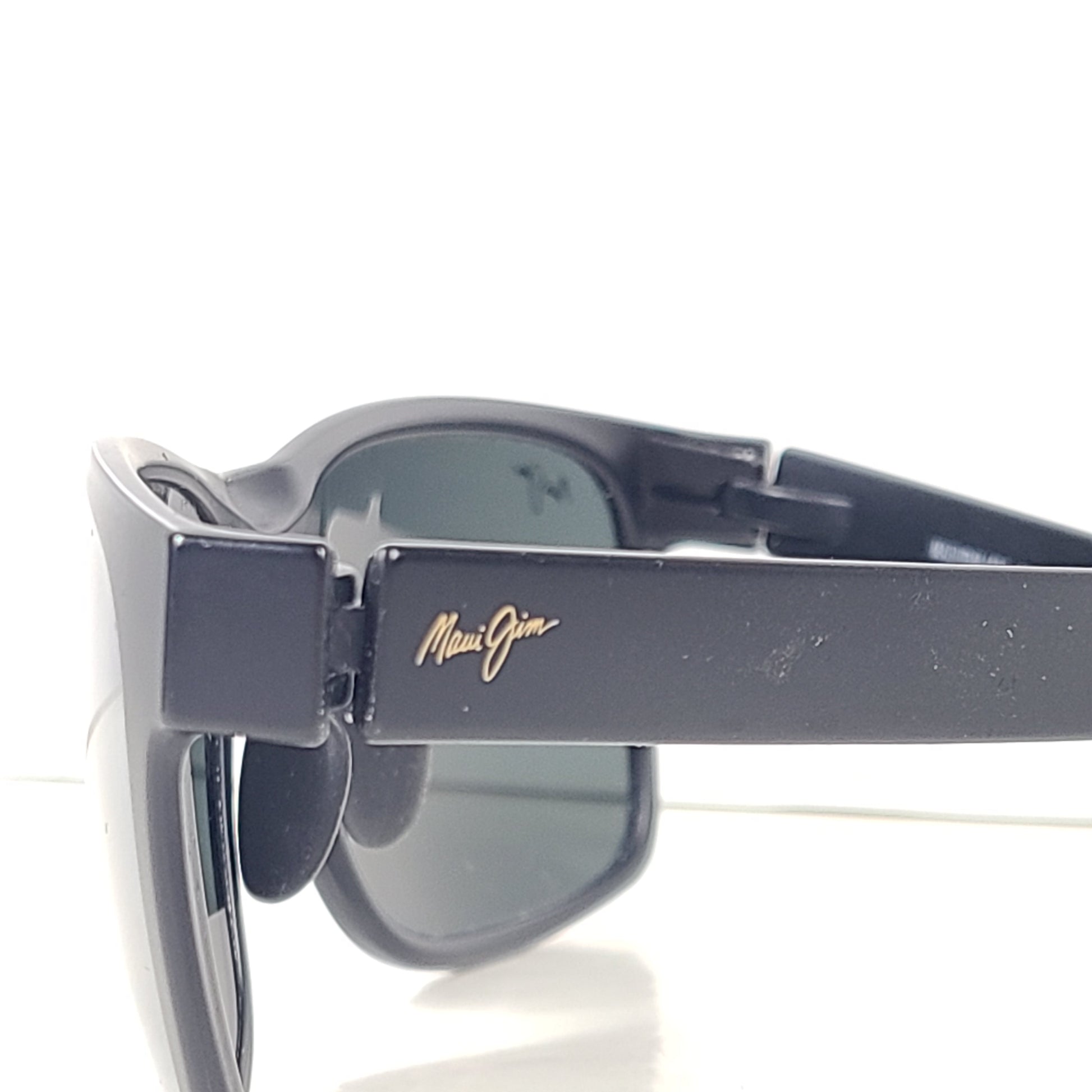 A pair of Maui Jim Red Sands Sunglasses in Matte Black