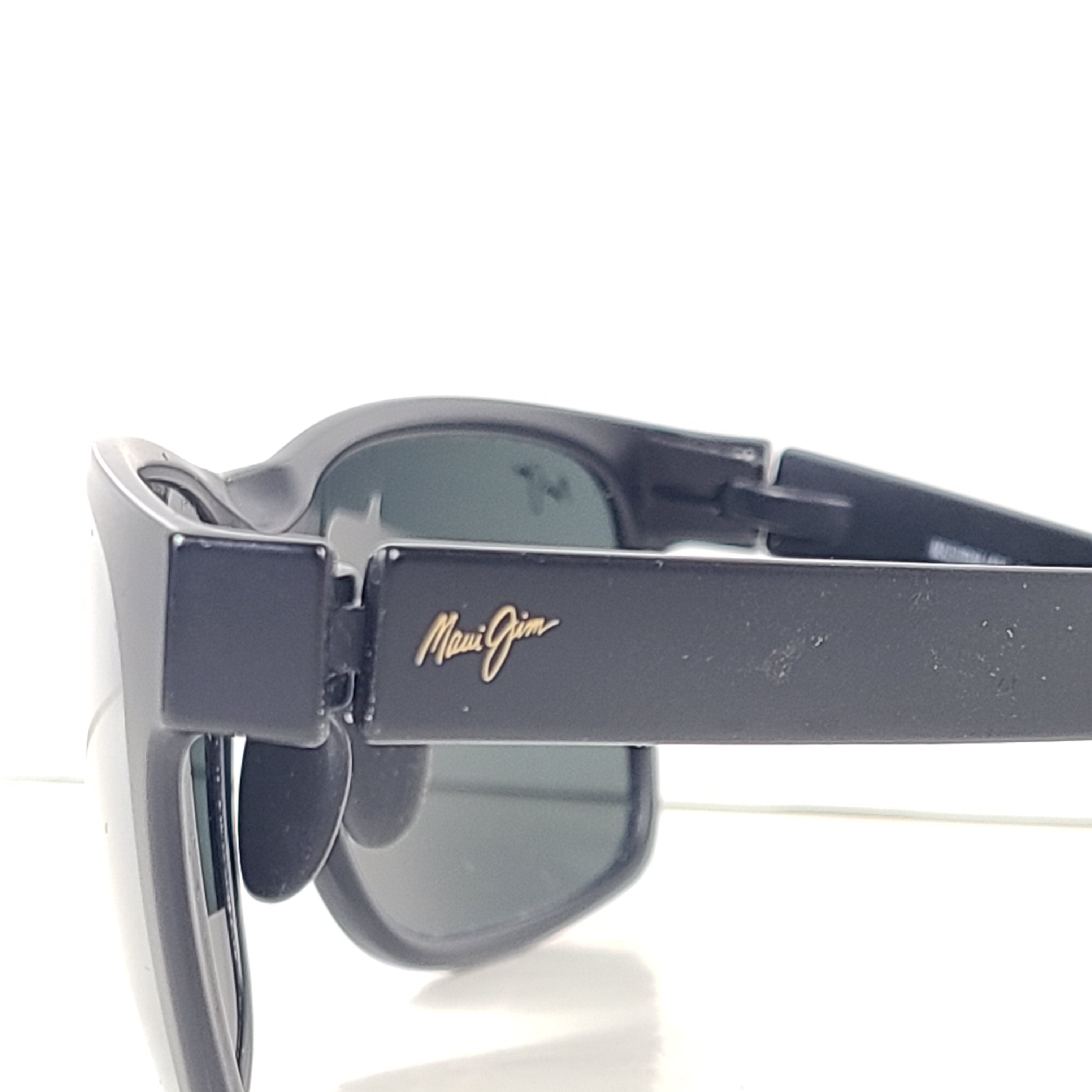 A pair of Maui Jim Red Sands Sunglasses in Matte Black