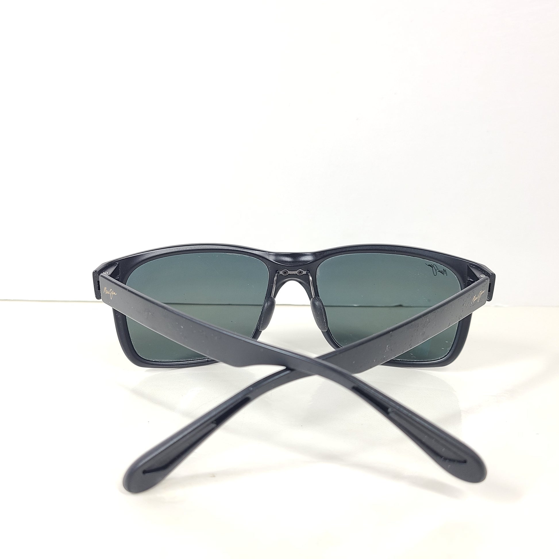 A pair of Maui Jim Red Sands Sunglasses in Matte Black