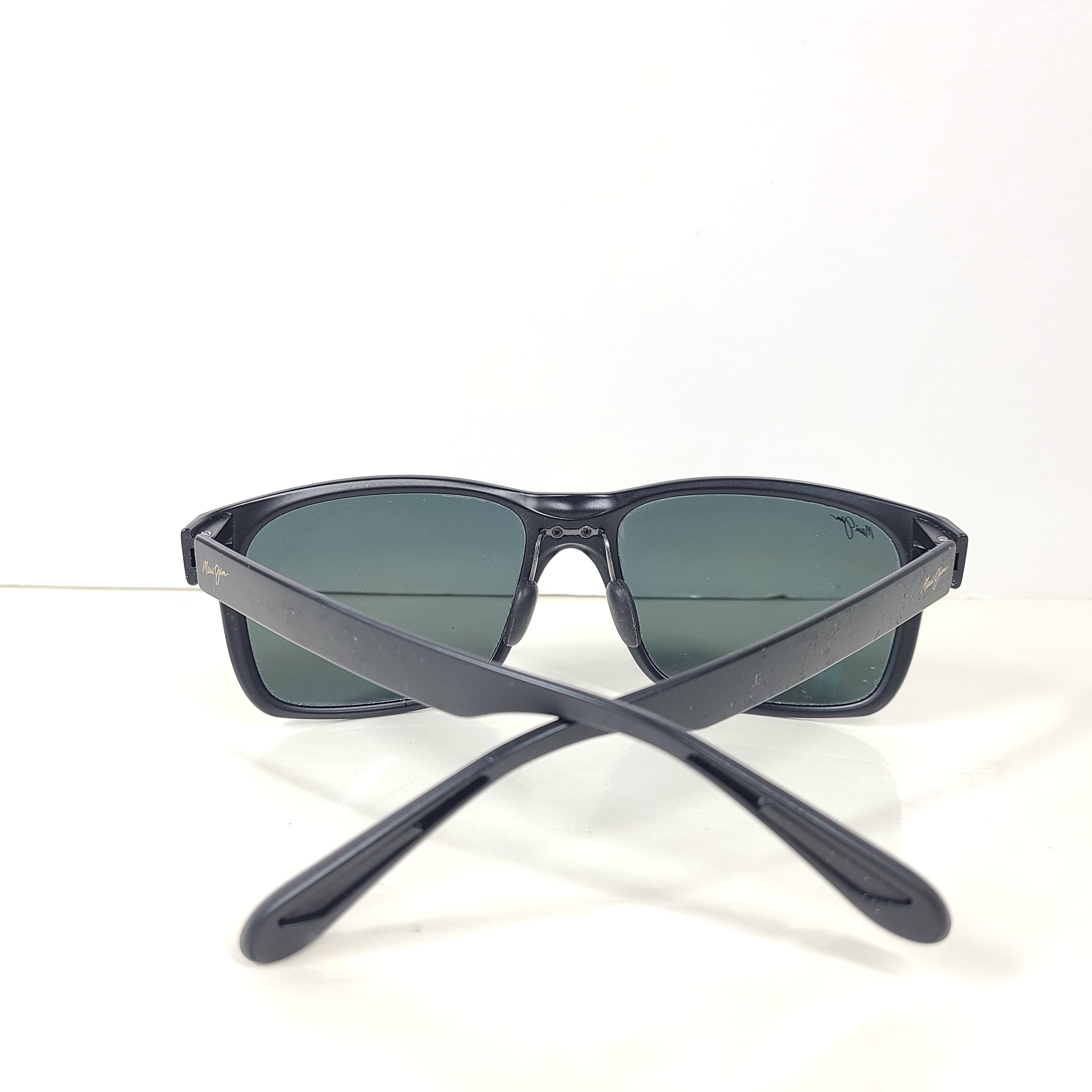 A pair of Maui Jim Red Sands Sunglasses in Matte Black