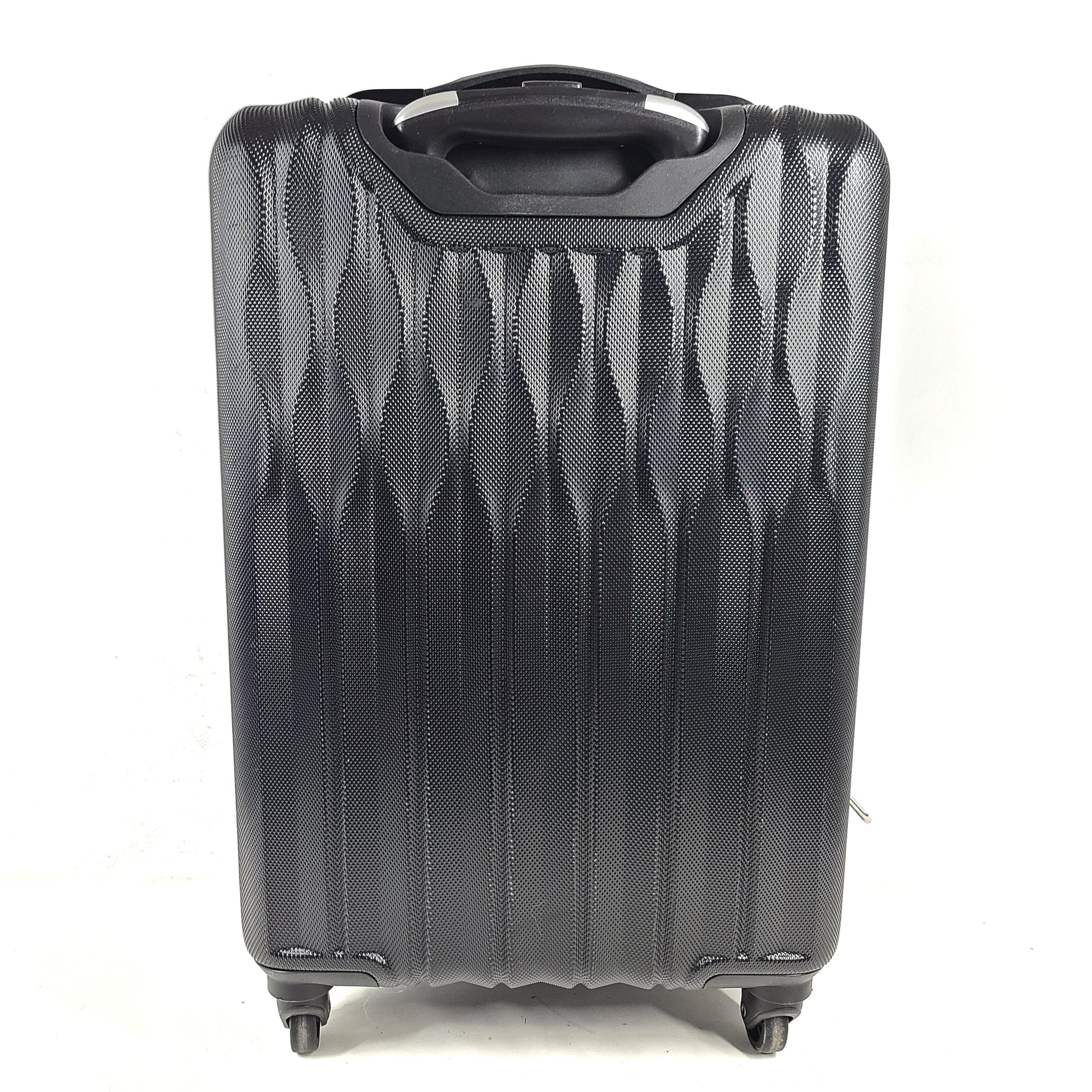 A sleek black SwissGear hardside spinner luggage SA8018.