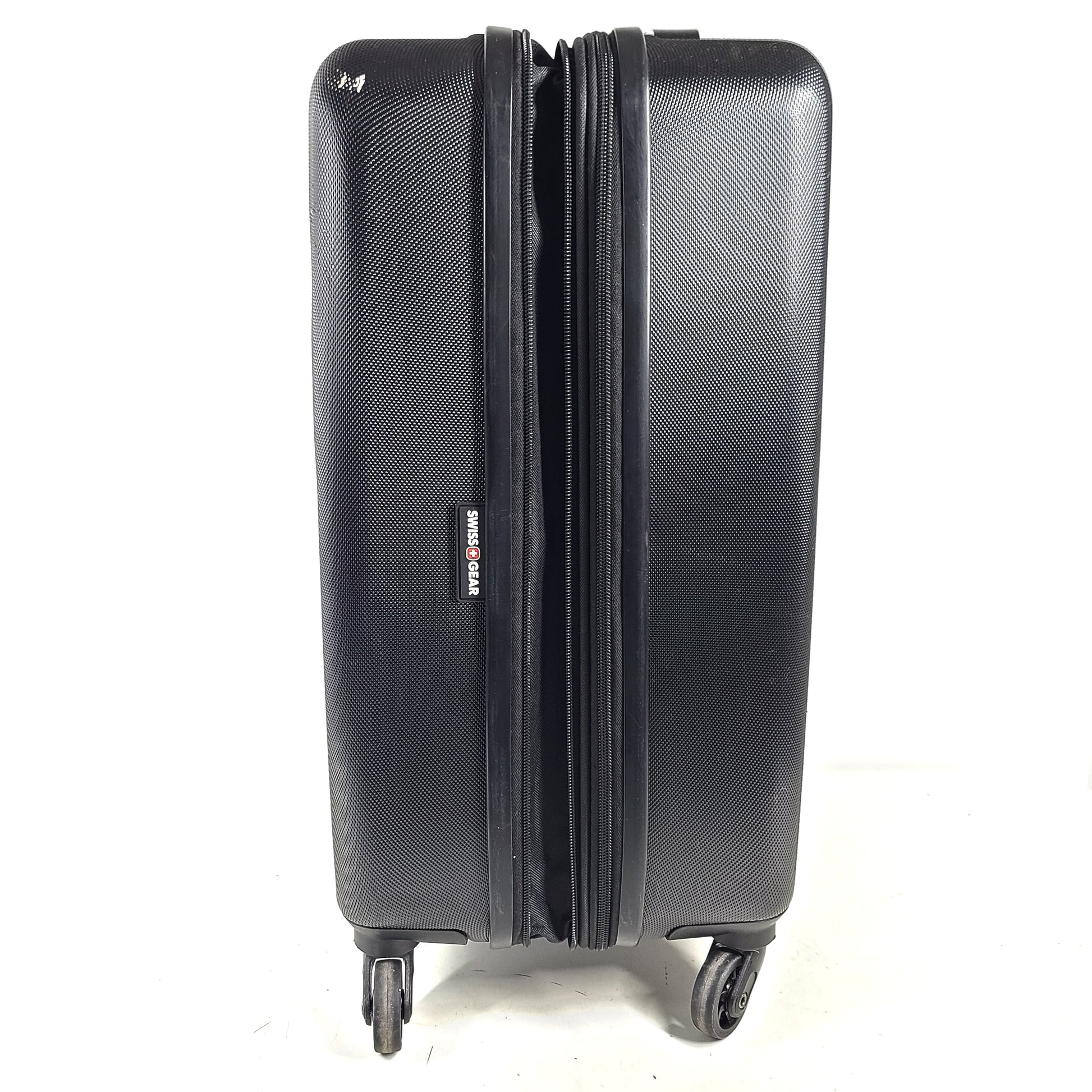 A sleek black SwissGear hardside spinner luggage SA8018.