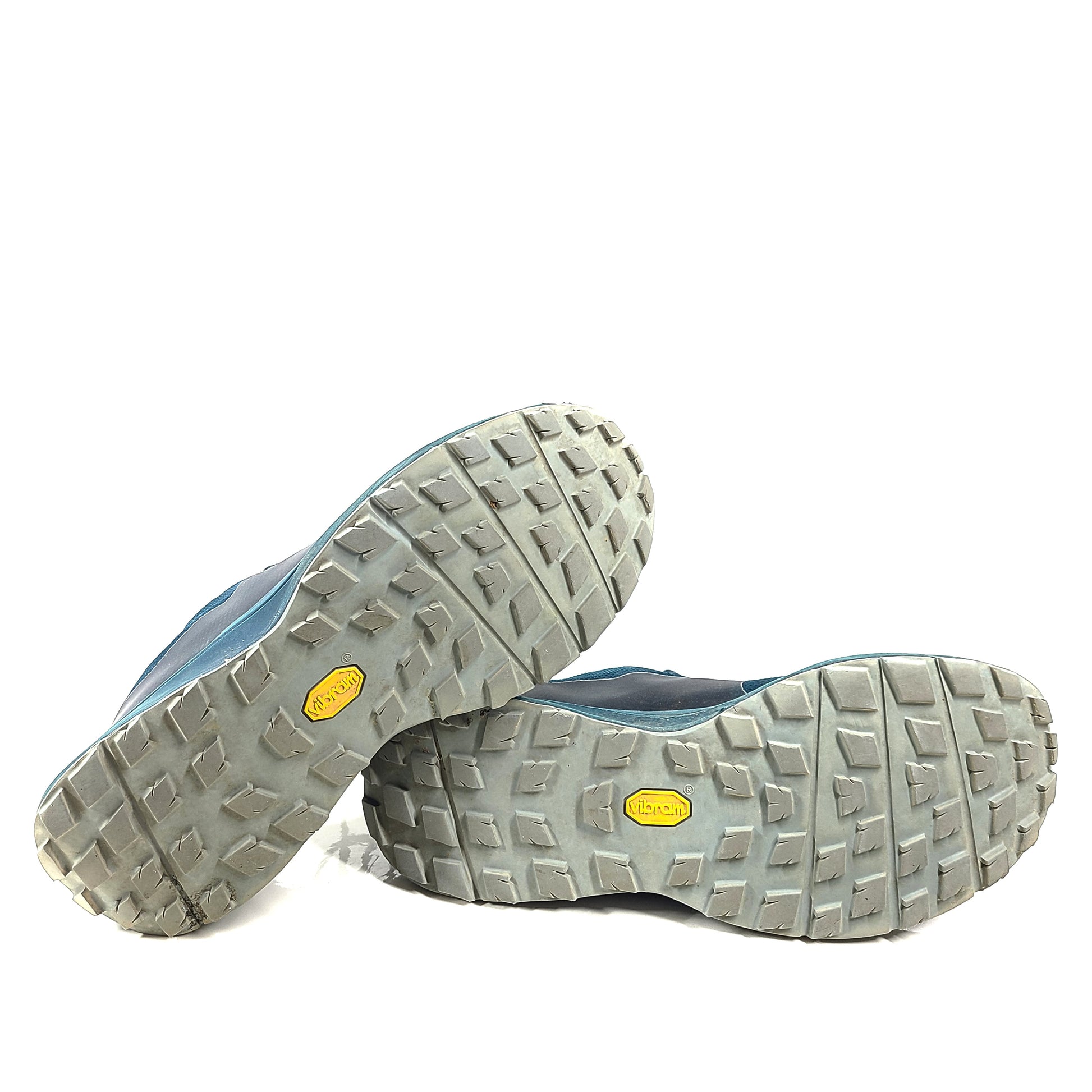 A pair of blue Arc'teryx men's running shoes in size 10.