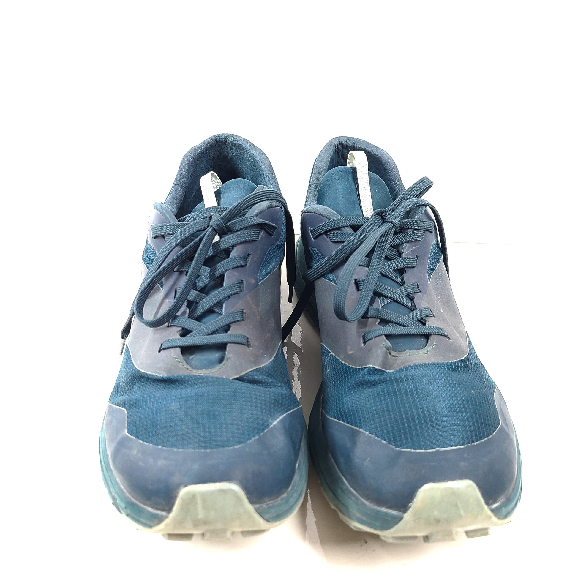 A pair of blue Arc'teryx men's running shoes in size 10.