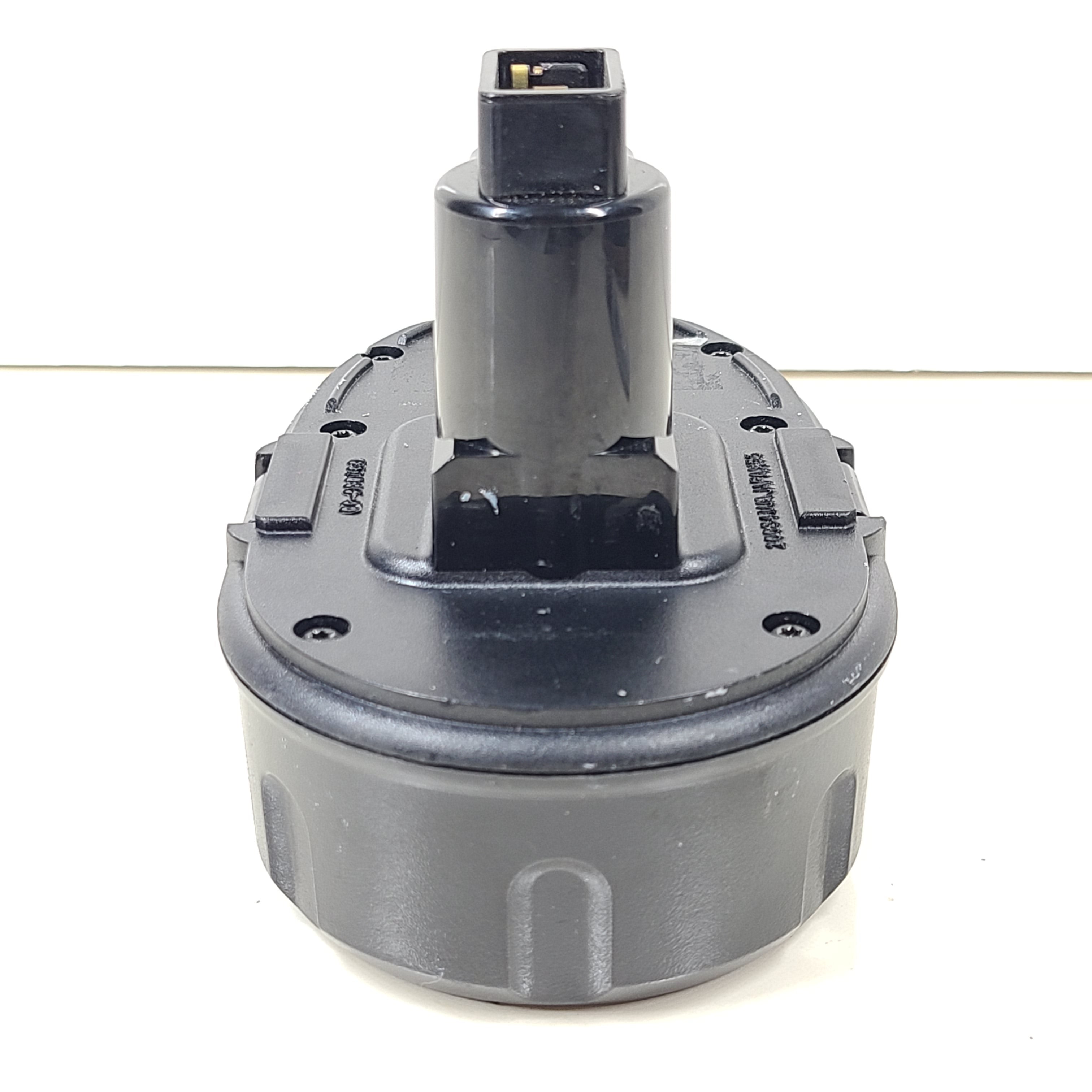 A reliable DeWalt 18V battery pack for power tools
