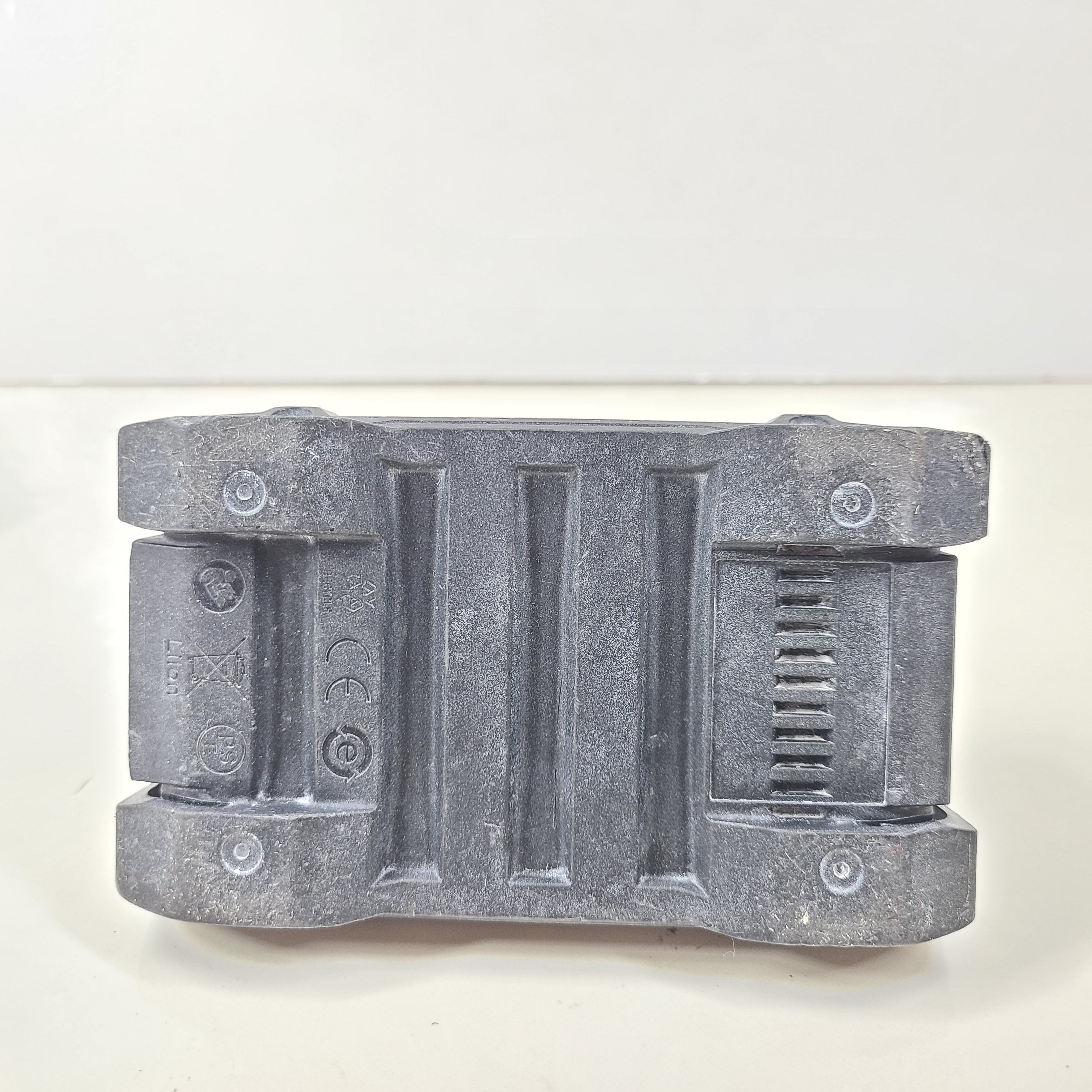 A powerful Hilti B 22/5.5 Li-Ion Battery 2331921 21.6V for various tools