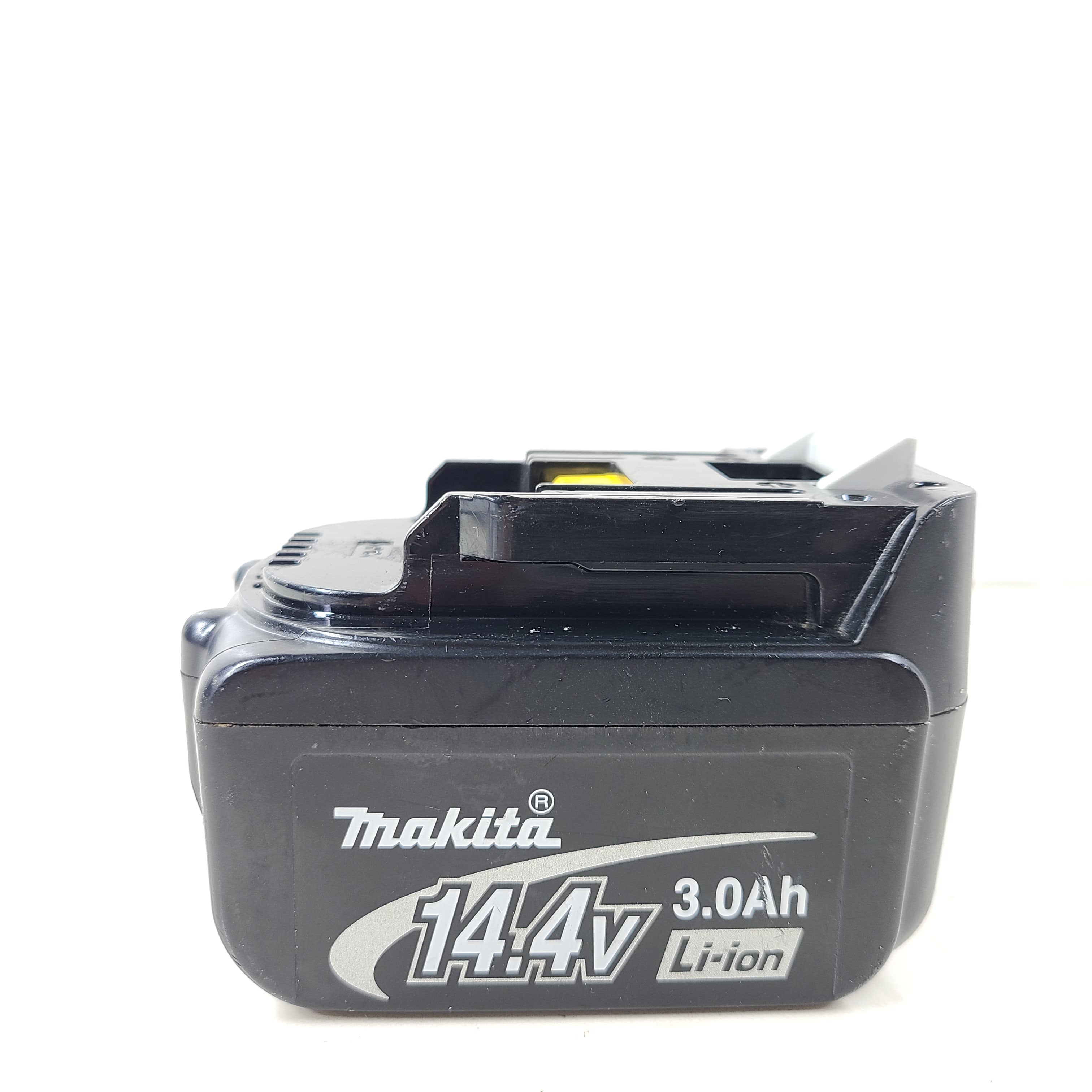A Makita BL1430 14.4V 3.0Ah Li-ion Battery