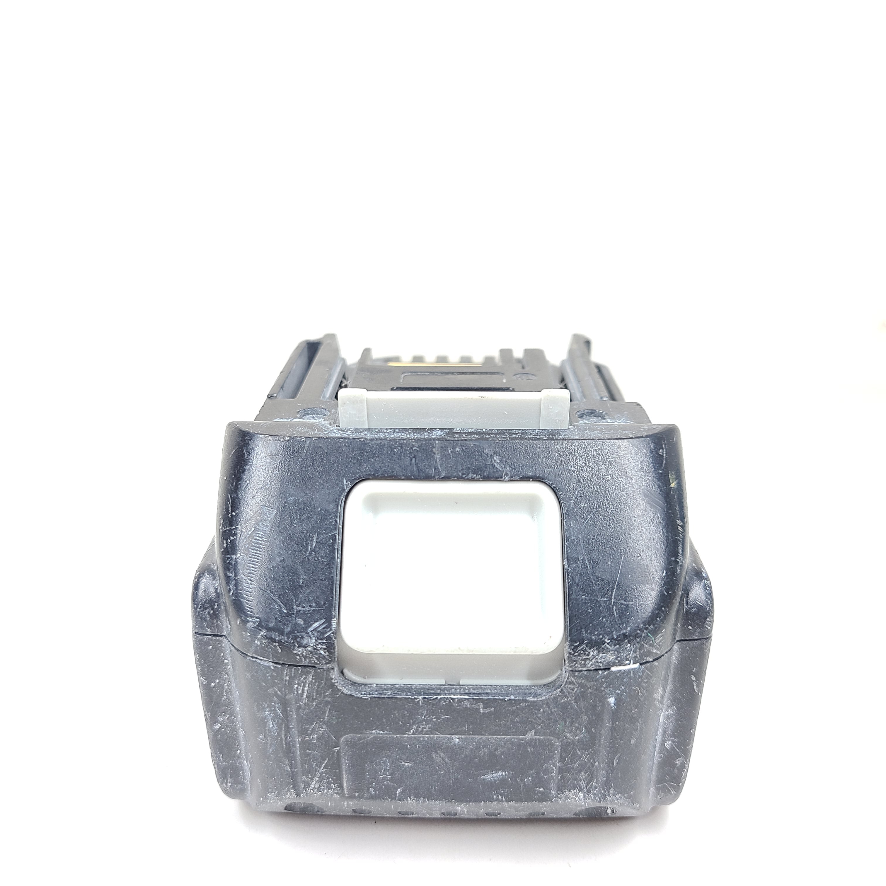 A Makita BL1850B 18V 5.0Ah Li-ion Rechargeable Battery